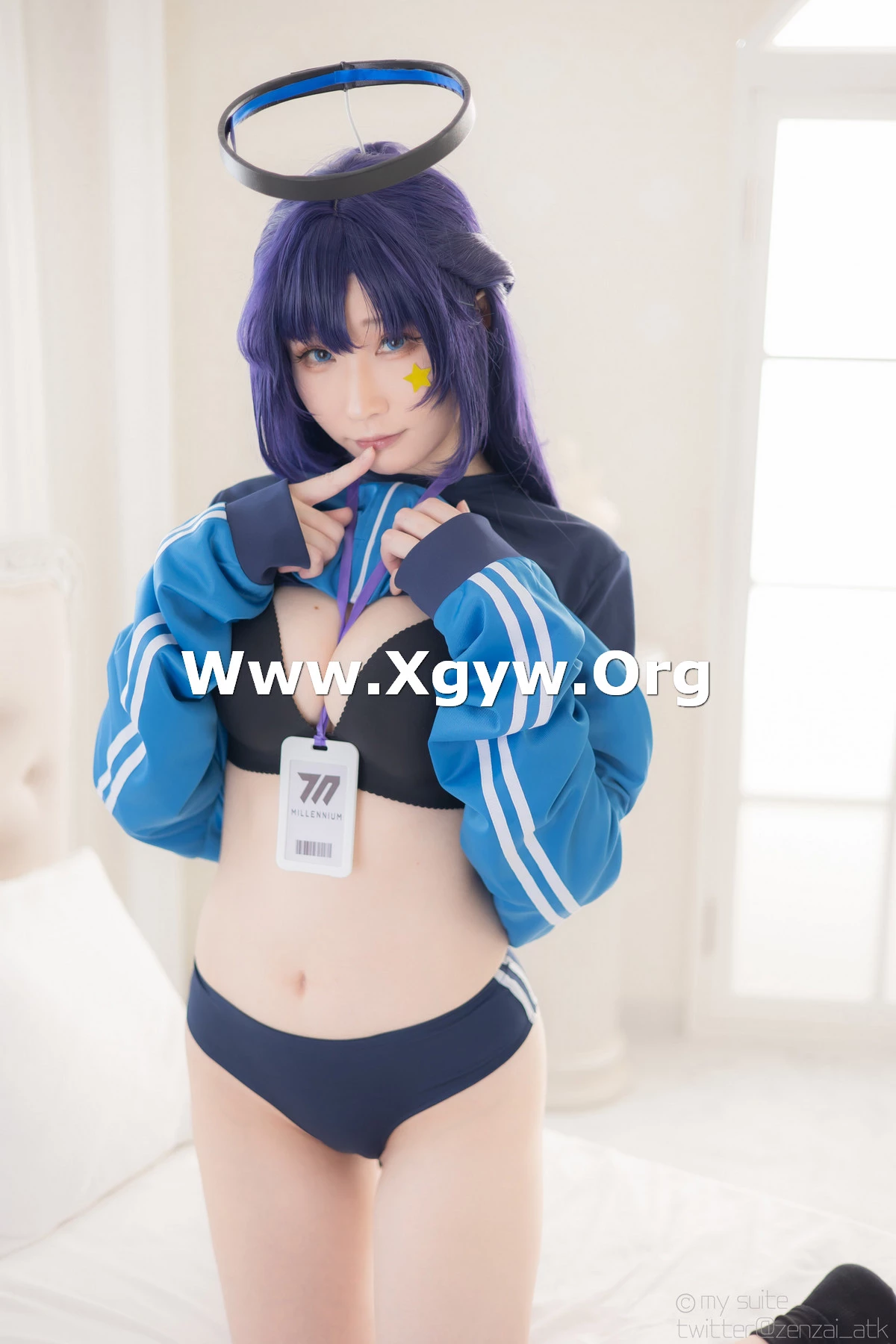 Xgyw.Org_越南妹子KuukoW-Suite Archive主题性感黑色OL制服露黑色蕾丝内衣秀完美身材诱惑写真300P