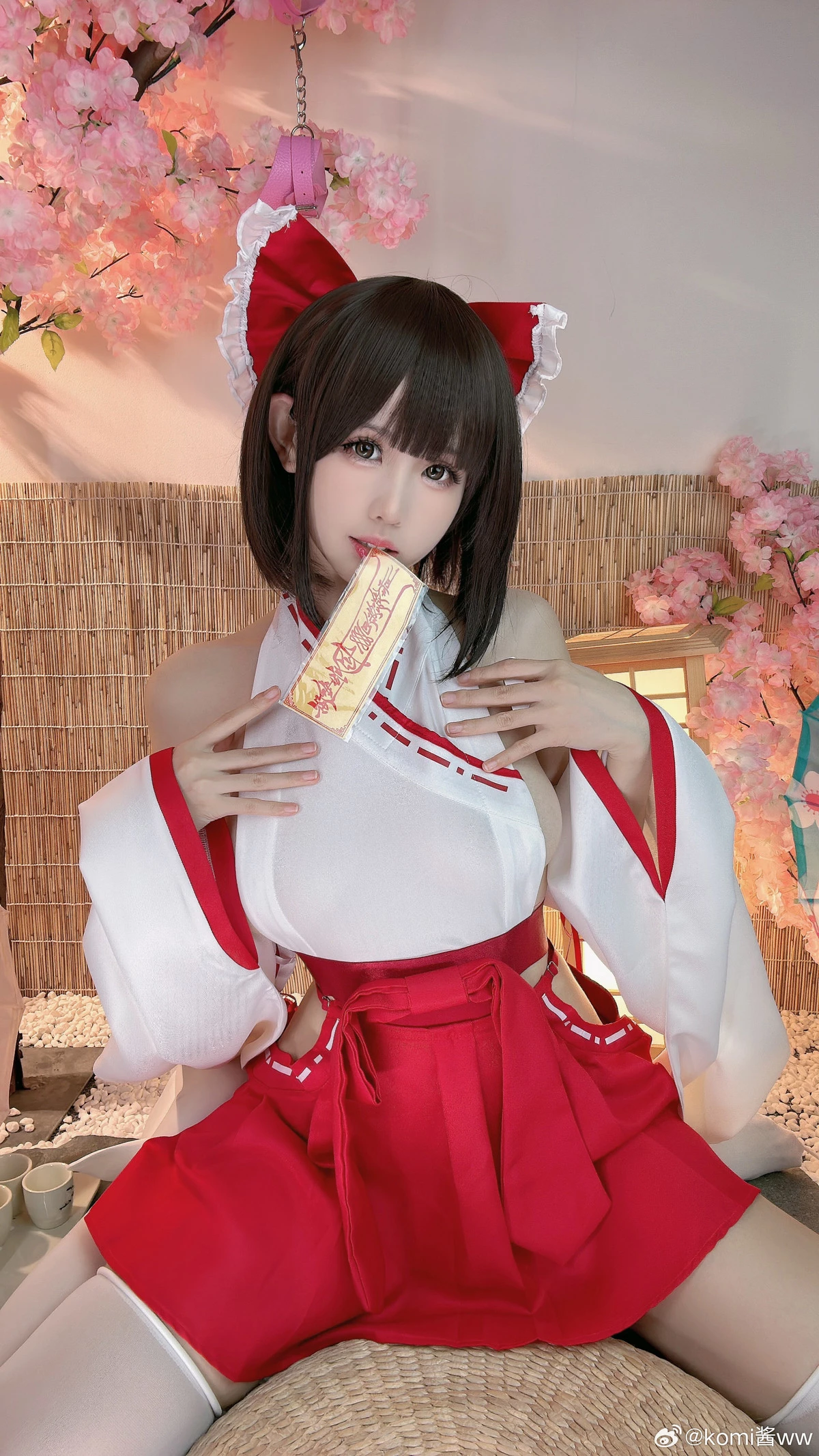 Xgyw.Org_网络美女miko酱ww微博付费合集1主题性感蜘蛛侠服饰+内衣系列秀完美身材迷人诱惑写真360P
