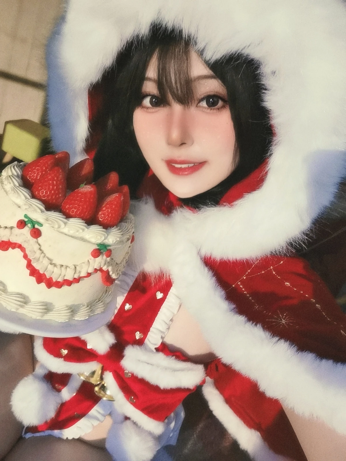 Xgyw.Org_网络美女Natsuko夏夏子圣诞雪精灵主题性感红色圣诞服饰配白丝袜秀丰满身材诱惑写真48P