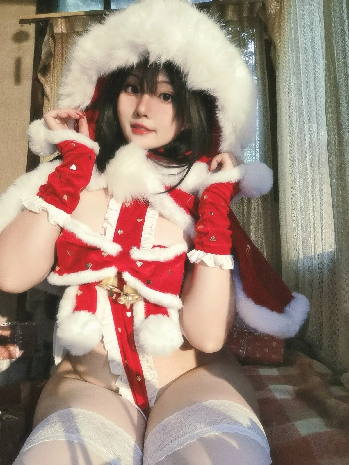 Xgyw.Org_网络美女Natsuko夏夏子圣诞雪精灵主题性感红色圣诞服饰配白丝袜秀丰满身材诱惑写真48P