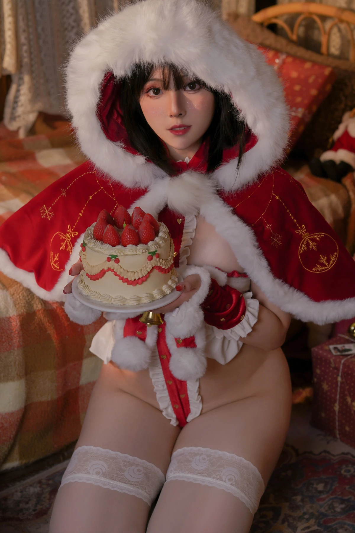 Xgyw.Org_网络美女Natsuko夏夏子圣诞雪精灵主题性感红色圣诞服饰配白丝袜秀丰满身材诱惑写真48P