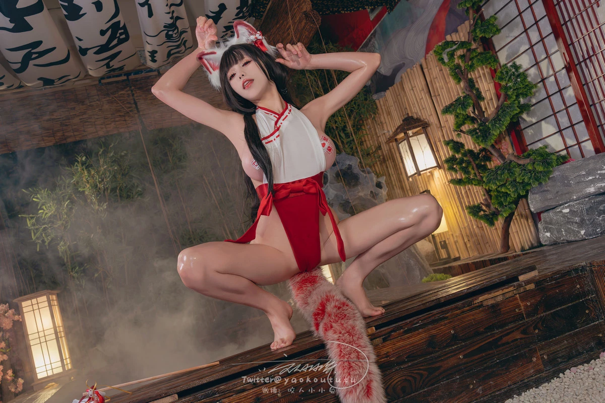 Xgyw.Org_颜值博主咬一口兔娘狐之灵梦主题温泉拍摄性感日系服饰配白丝袜湿身秀惹火身材诱惑写真70P