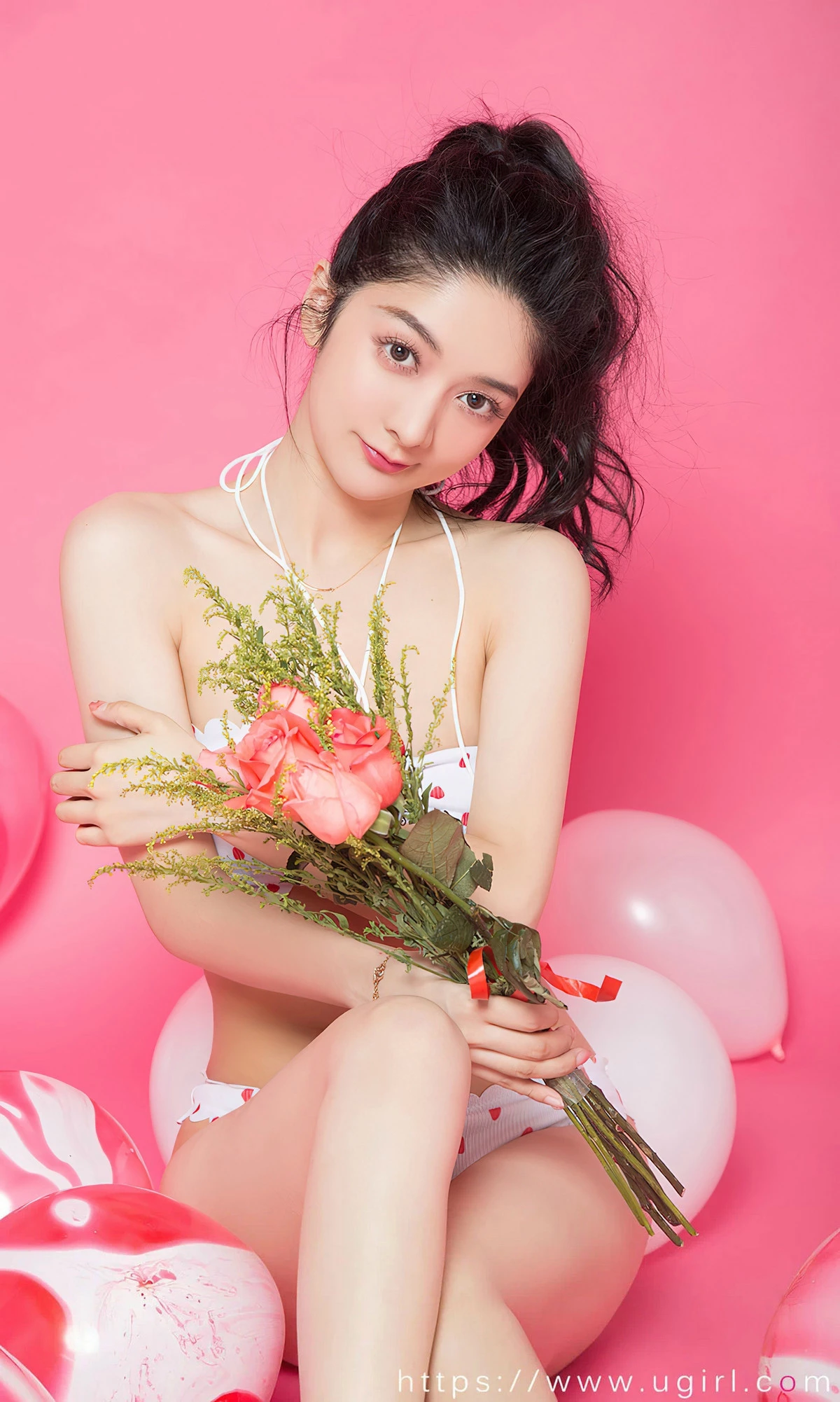 Xgyw.Org_[Ugirls爱尤物]No.2814_模特小热巴私房透明气垫沙发性感白色内衣秀曼妙身姿迷人写真35P