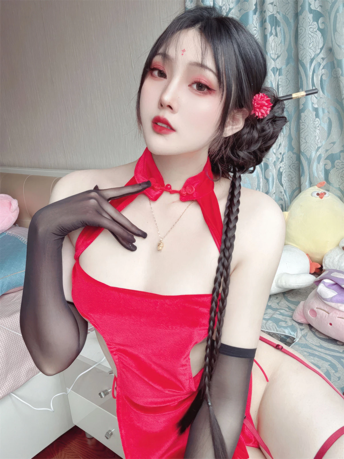 Xgyw.Org_网络美女Natsuko夏夏子龙年新春主题私房性感红色情趣服饰配黑丝吊袜秀曼妙身姿诱惑写真45P