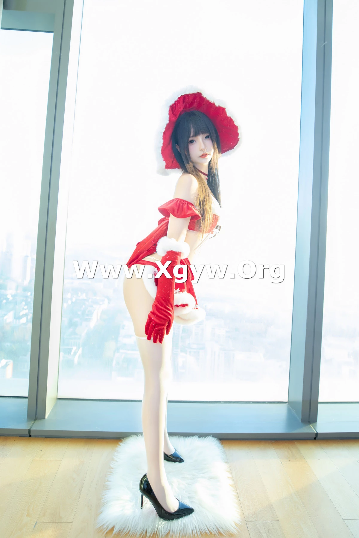 Xgyw.Org_萝莉美女神楽板真冬圣诞魔法主题性感红色圣诞女郎装配白丝袜秀曼妙身姿迷人诱惑写真75P