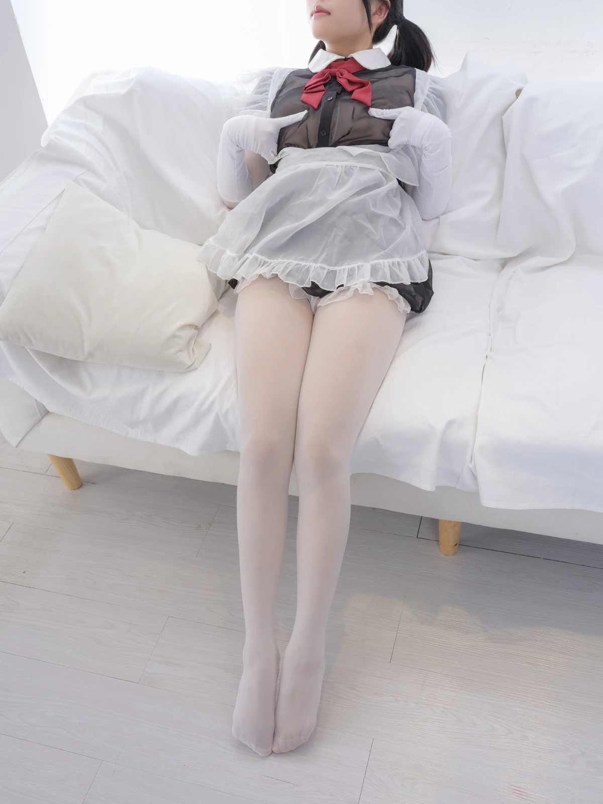 Xgyw.Org_萝莉写真机构森萝财团晴涩12主题性感女仆装配超薄无内连体白丝秀翘臀美腿撩人诱惑写真99P