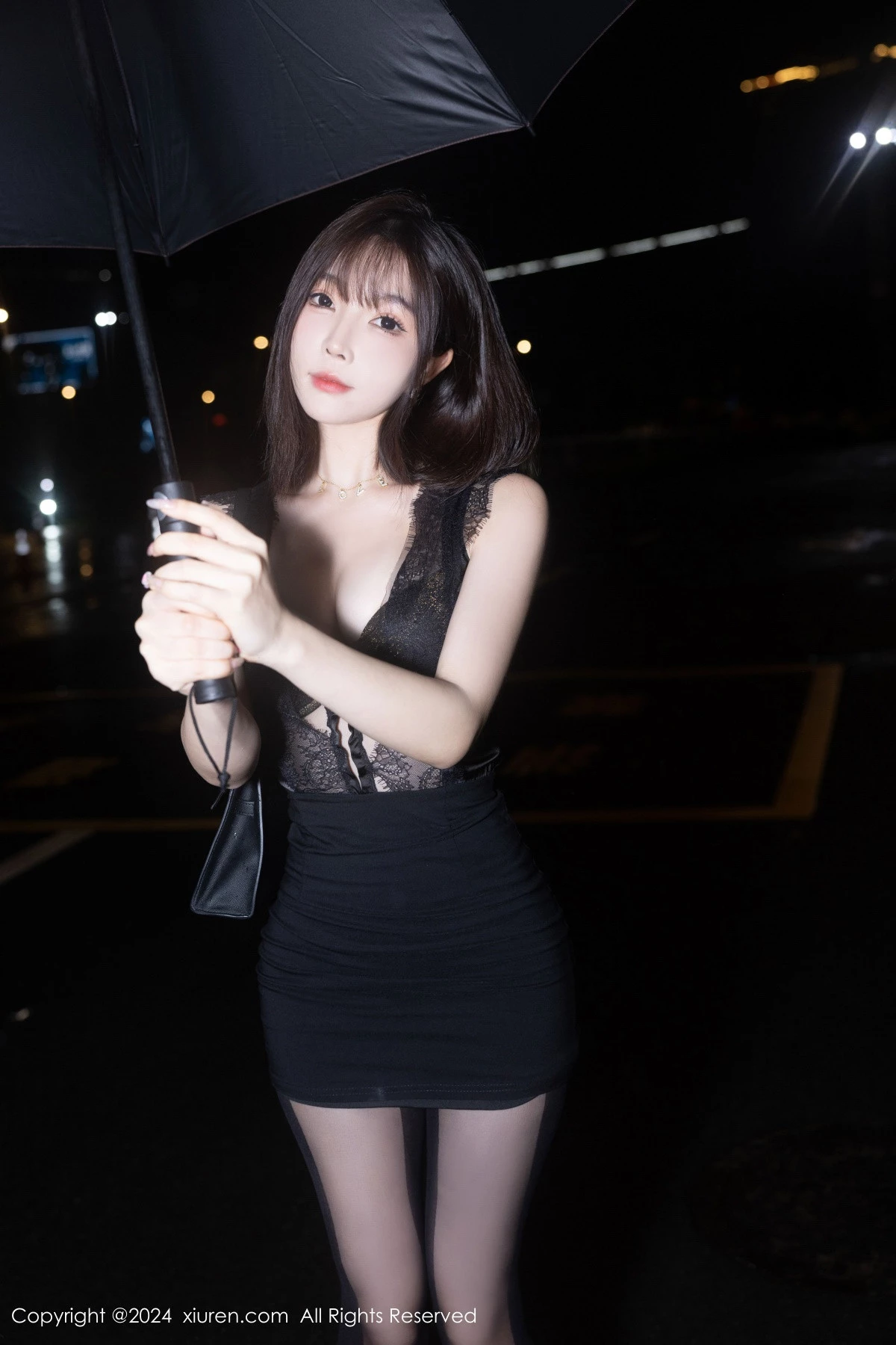 Xgyw.Org_XiuRen第9157期_女神徐莉芝Booty性感黑色连衣裙露黑色内衣配超薄黑丝魅惑写真86P