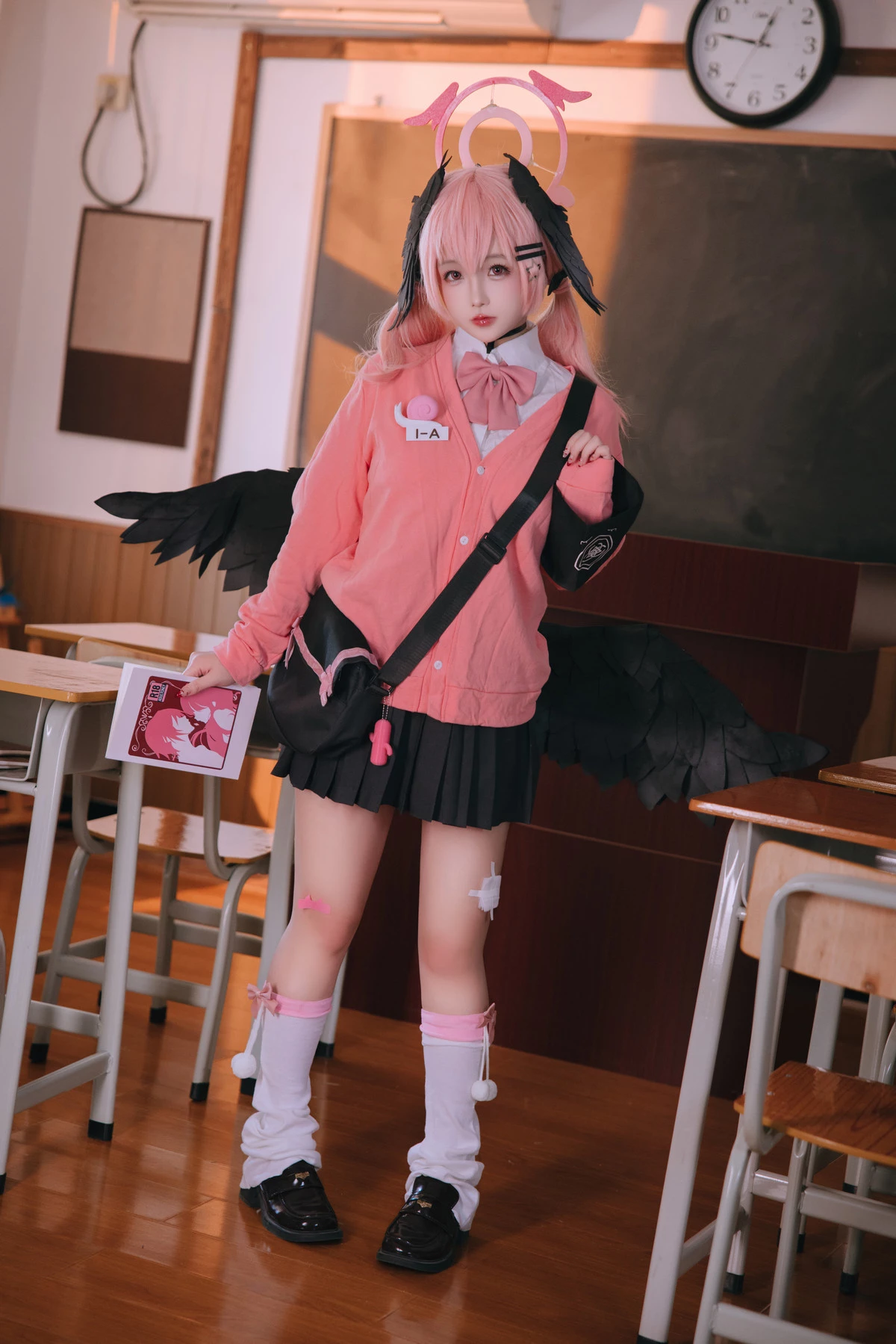 Xgyw.Org_Cosplay美女日奈娇下江小春JK主题私房脱制服露粉色三点式内衣秀丰腴身材诱惑写真126P