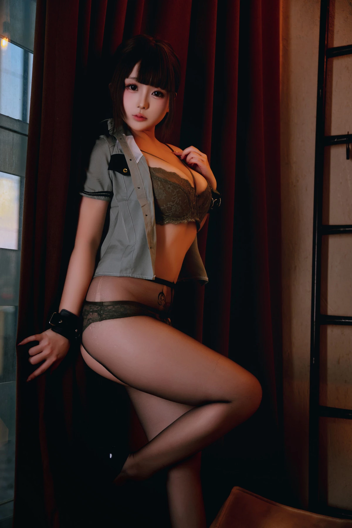 Xgyw.Org_Cosplay美女日奈娇教官主题私房性感制服配开档黑丝半脱秀火辣身材极致诱惑写真151P