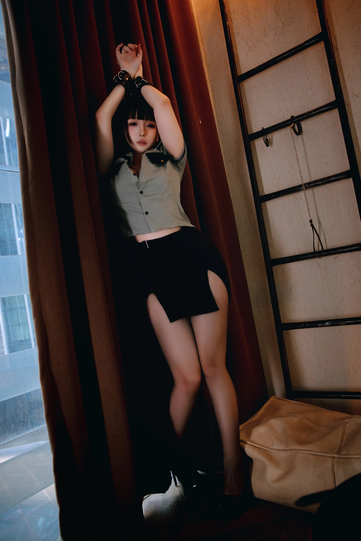 Xgyw.Org_Cosplay美女日奈娇教官主题私房性感制服配开档黑丝半脱秀火辣身材极致诱惑写真151P