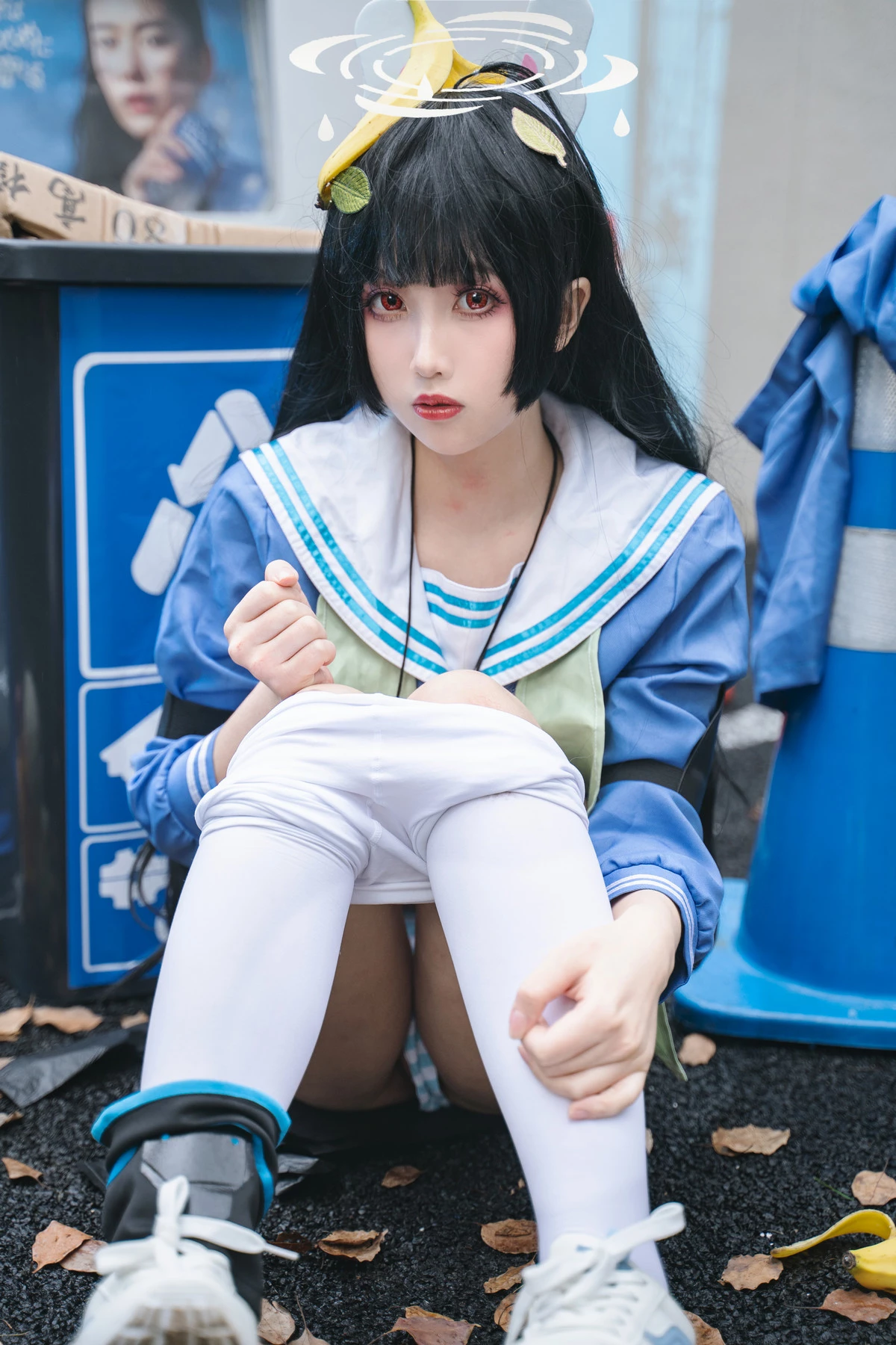 Xgyw.Org_Coser美女小和甜酒蔚蓝档案-霞沢美游主题性感学生服饰露白丝裤袜秀翘臀美腿诱惑写真81P