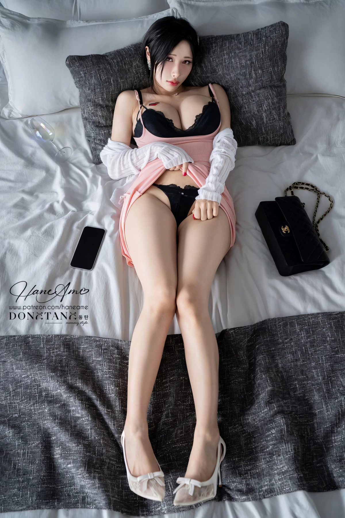 Xgyw.Org_Coser美女雨波_HaneAme后妈写真书主题性感粉色吊带长裙露黑色内衣秀丰满身材诱惑写真92P