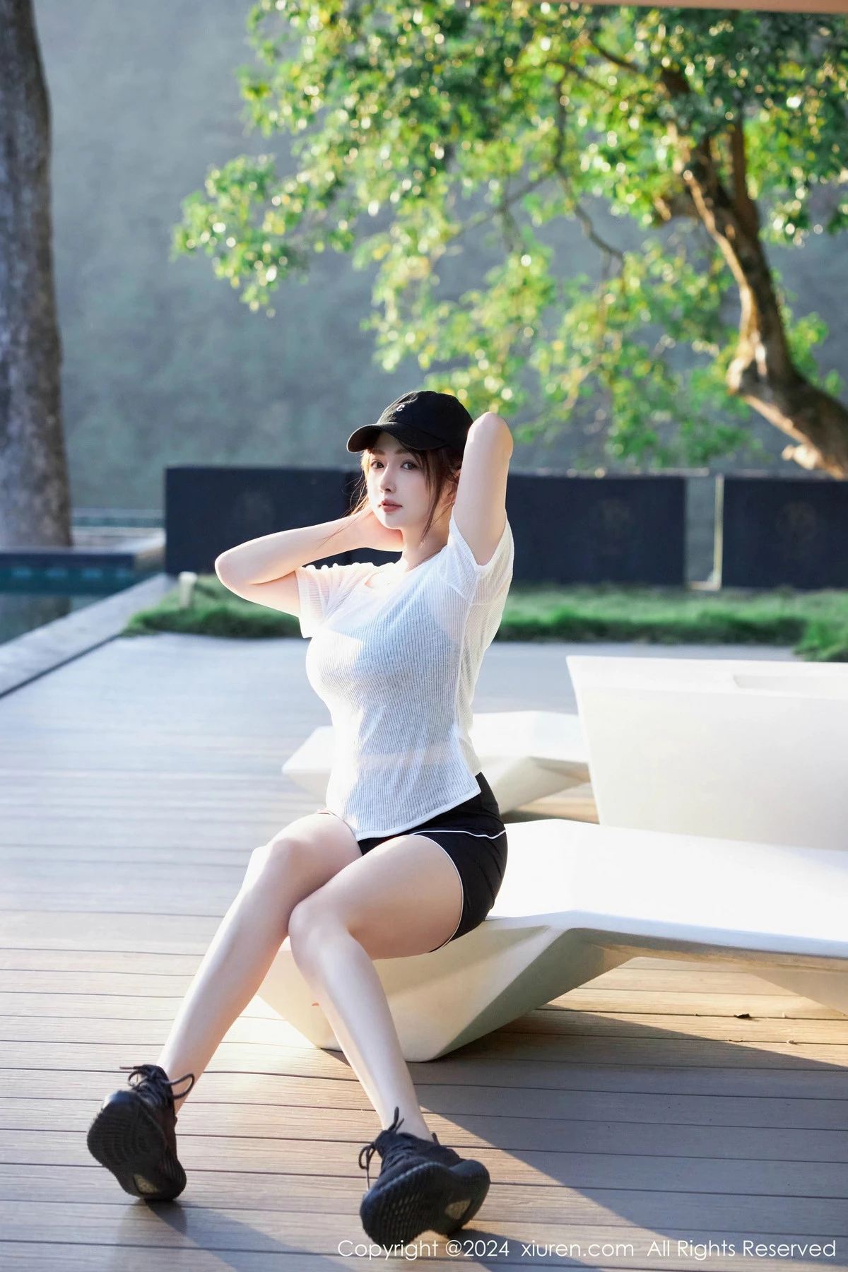 Xgyw.Org_XiuRen第9549_模特养乐多Doll性感深色运动服饰秀丰满身材白嫩美腿诱惑写真52P