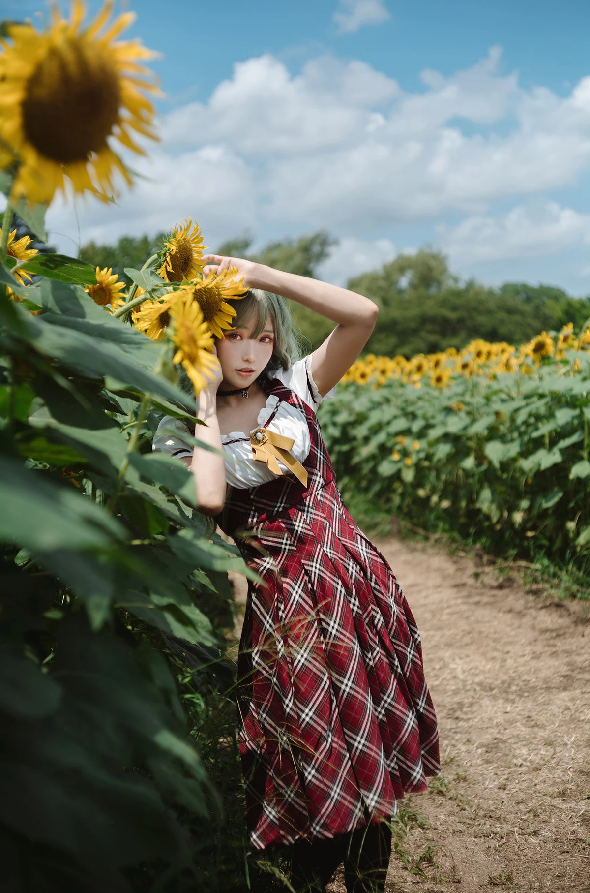 Xgyw.Org_Coser妹子Ely_eee-2024年9月合集主题性感JK制服+多套服饰系列秀曼妙身姿诱惑写真114P