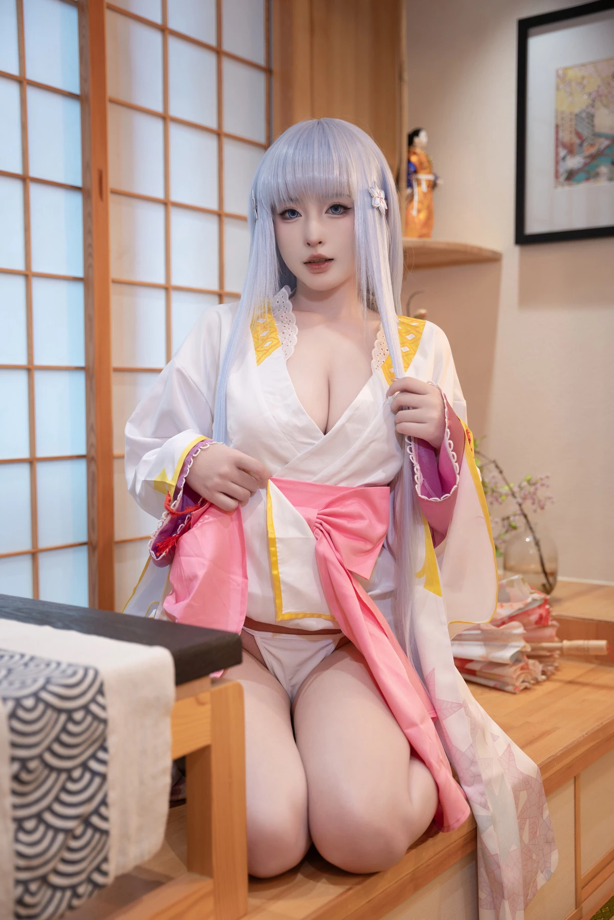 Xgyw.Org_性感尤物清水由乃雪女原服主题私房性感日系服饰半脱露白色内衣秀翘臀美腿诱惑写真58P