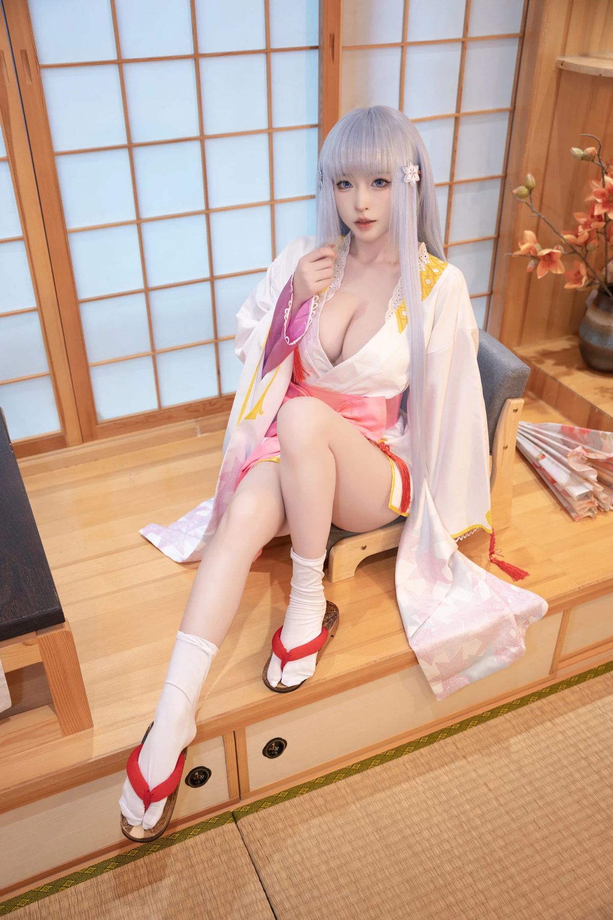 Xgyw.Org_性感尤物清水由乃雪女原服主题私房性感日系服饰半脱露白色内衣秀翘臀美腿诱惑写真58P