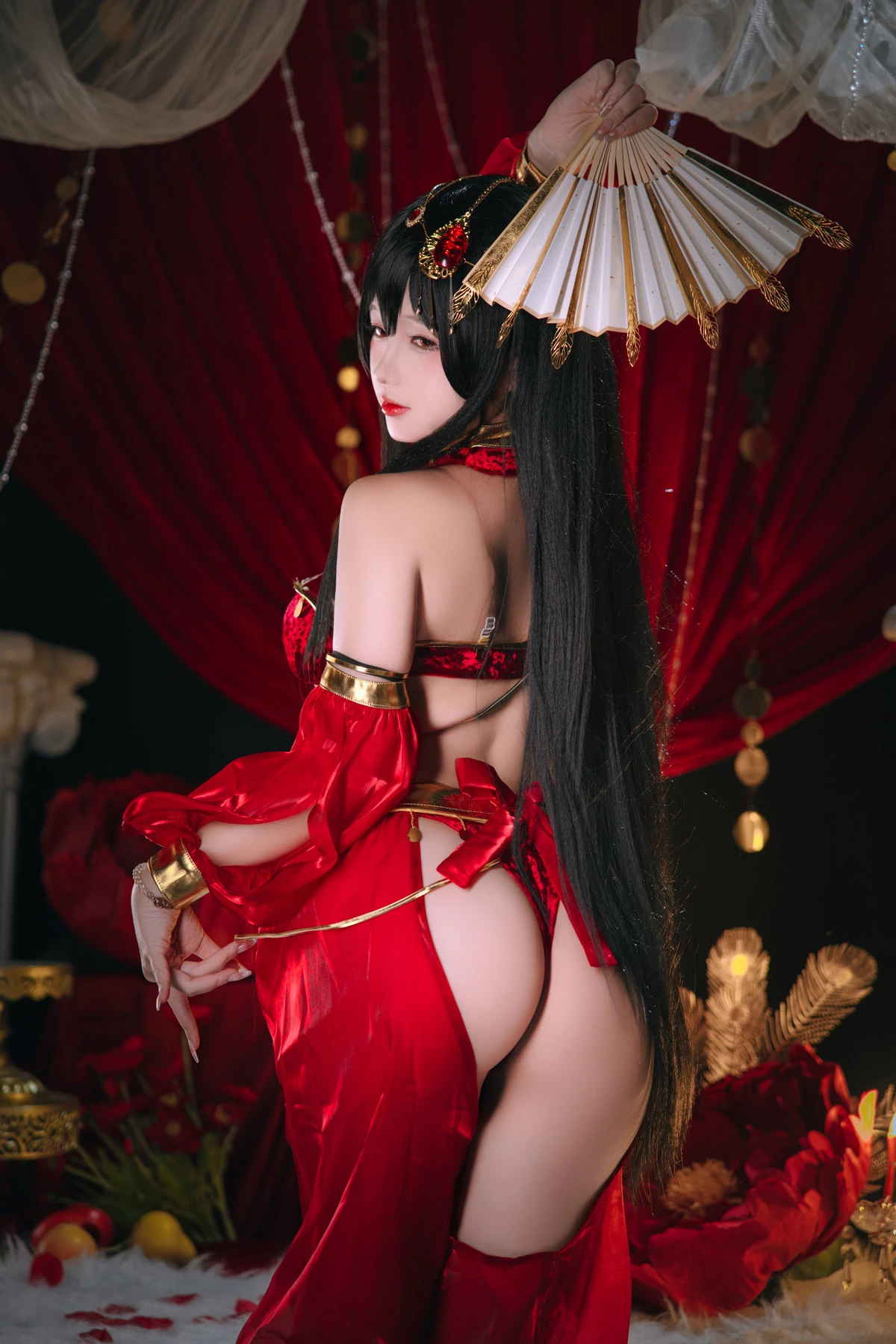 Xgyw.Org_Cosplay美女日奈娇大凤舞姬主题性感红色旗袍服饰露红色内衣秀翘臀美腿诱惑写真97P