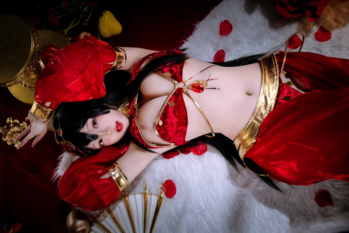 Xgyw.Org_Cosplay美女日奈娇大凤舞姬主题性感红色旗袍服饰露红色内衣秀翘臀美腿诱惑写真97P