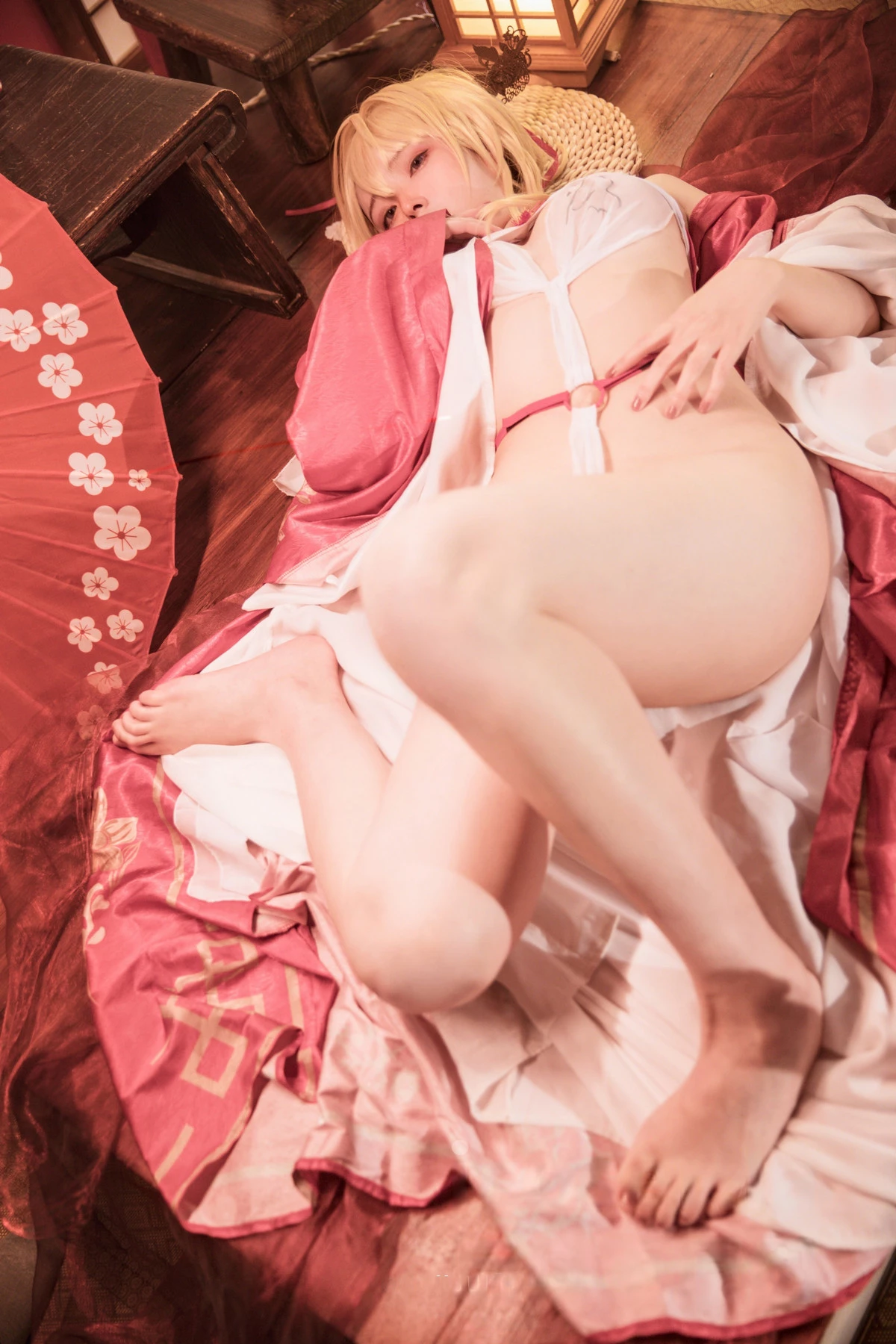 Xgyw.Org_网络美女Natsuko夏夏子光荣凉夜香雪主题性感日系风白色情趣服饰秀惹火身材诱惑写真60P