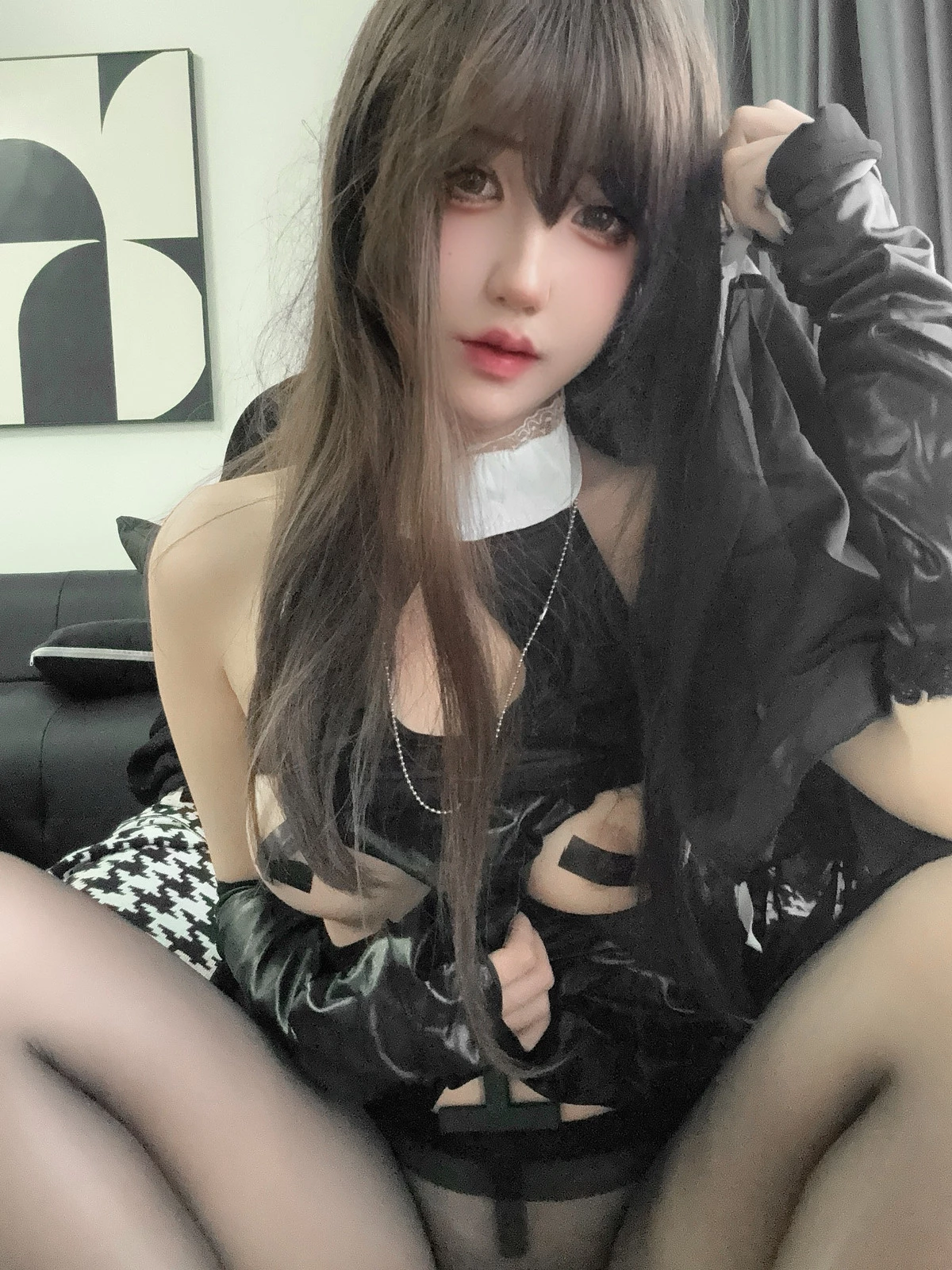 Xgyw.Org_鬼马少女阿薰kaOri毛毛修女主题性感黑色情趣修女服饰配超薄黑丝秀美腿诱惑写真69P