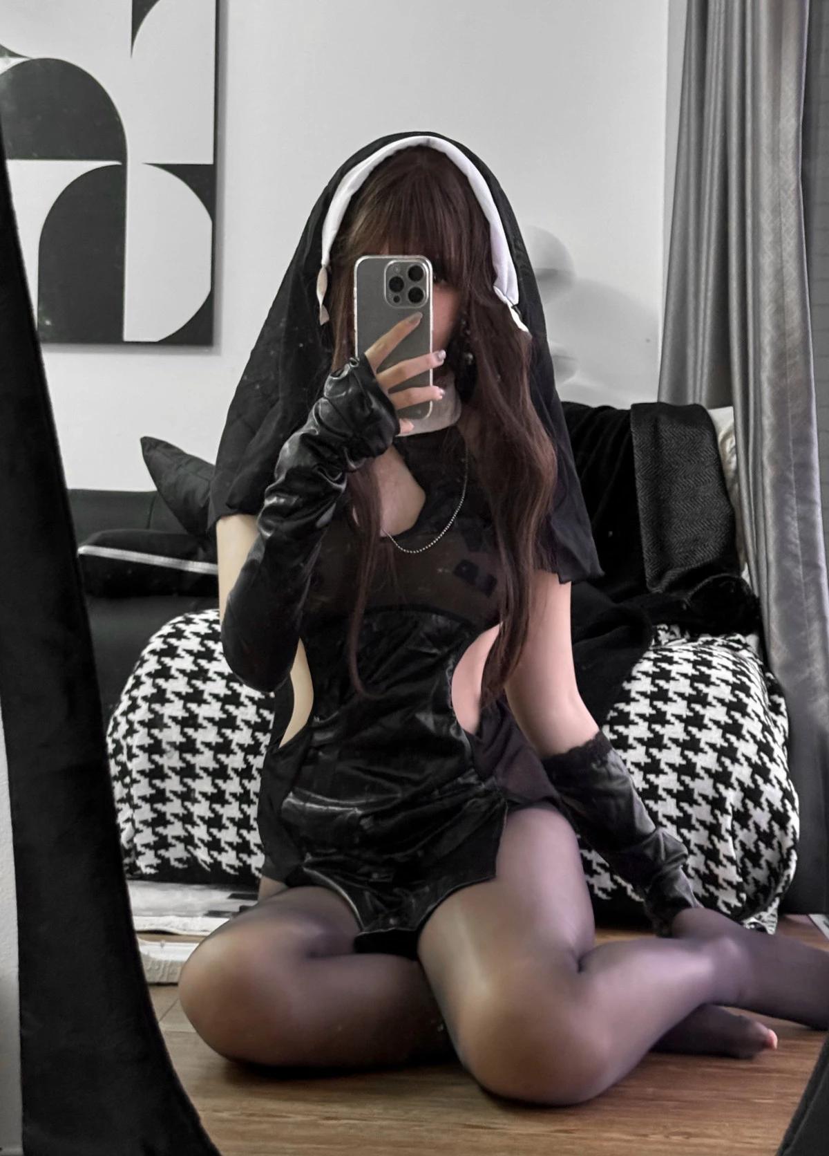 Xgyw.Org_鬼马少女阿薰kaOri毛毛修女主题性感黑色情趣修女服饰配超薄黑丝秀美腿诱惑写真69P