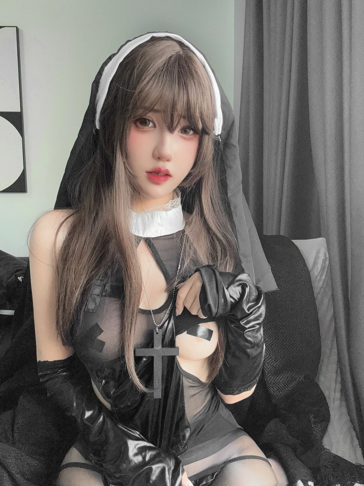 Xgyw.Org_鬼马少女阿薰kaOri毛毛修女主题性感黑色情趣修女服饰配超薄黑丝秀美腿诱惑写真69P