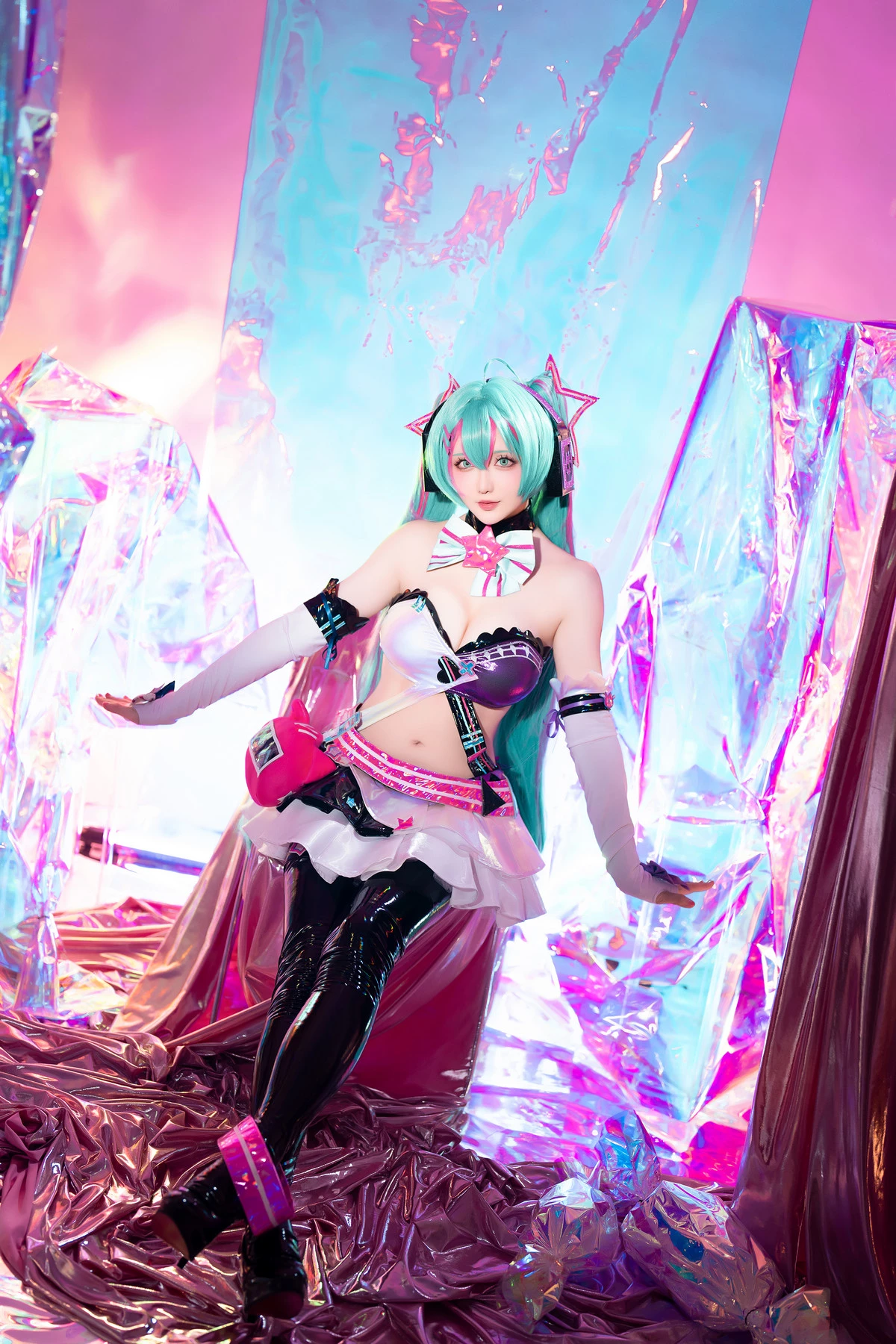Xgyw.Org_Coser小姐姐星之迟迟Miku初音未来喵斯快跑主题性感内衣配黑皮长袜秀完美身材诱惑写真73P