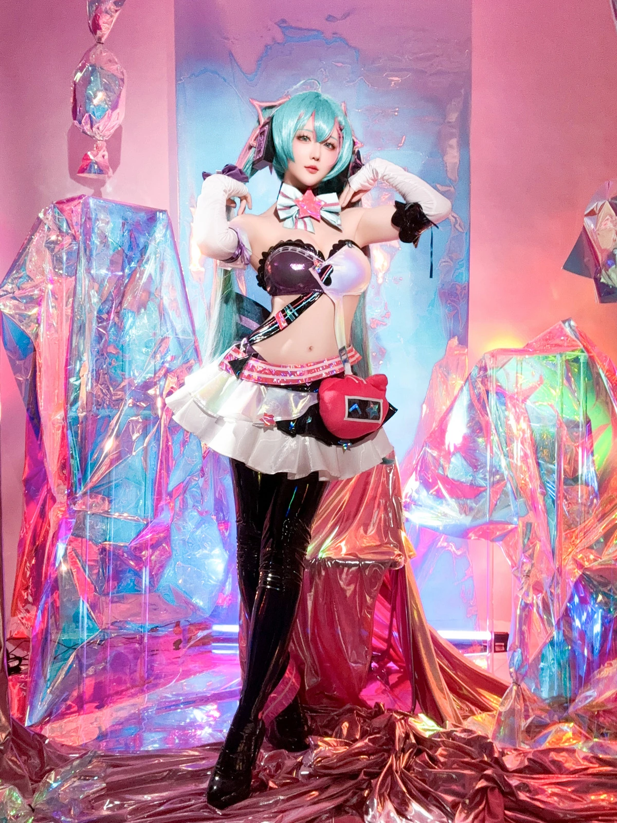 Xgyw.Org_Coser小姐姐星之迟迟Miku初音未来喵斯快跑主题性感内衣配黑皮长袜秀完美身材诱惑写真73P