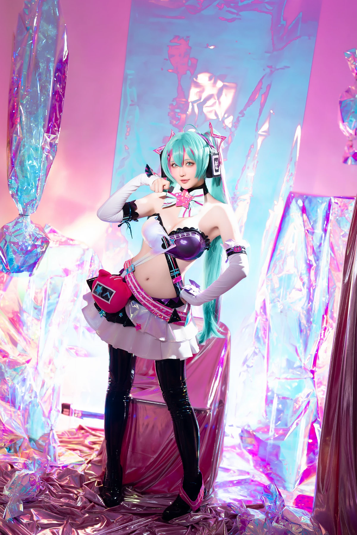 Xgyw.Org_Coser小姐姐星之迟迟Miku初音未来喵斯快跑主题性感内衣配黑皮长袜秀完美身材诱惑写真73P
