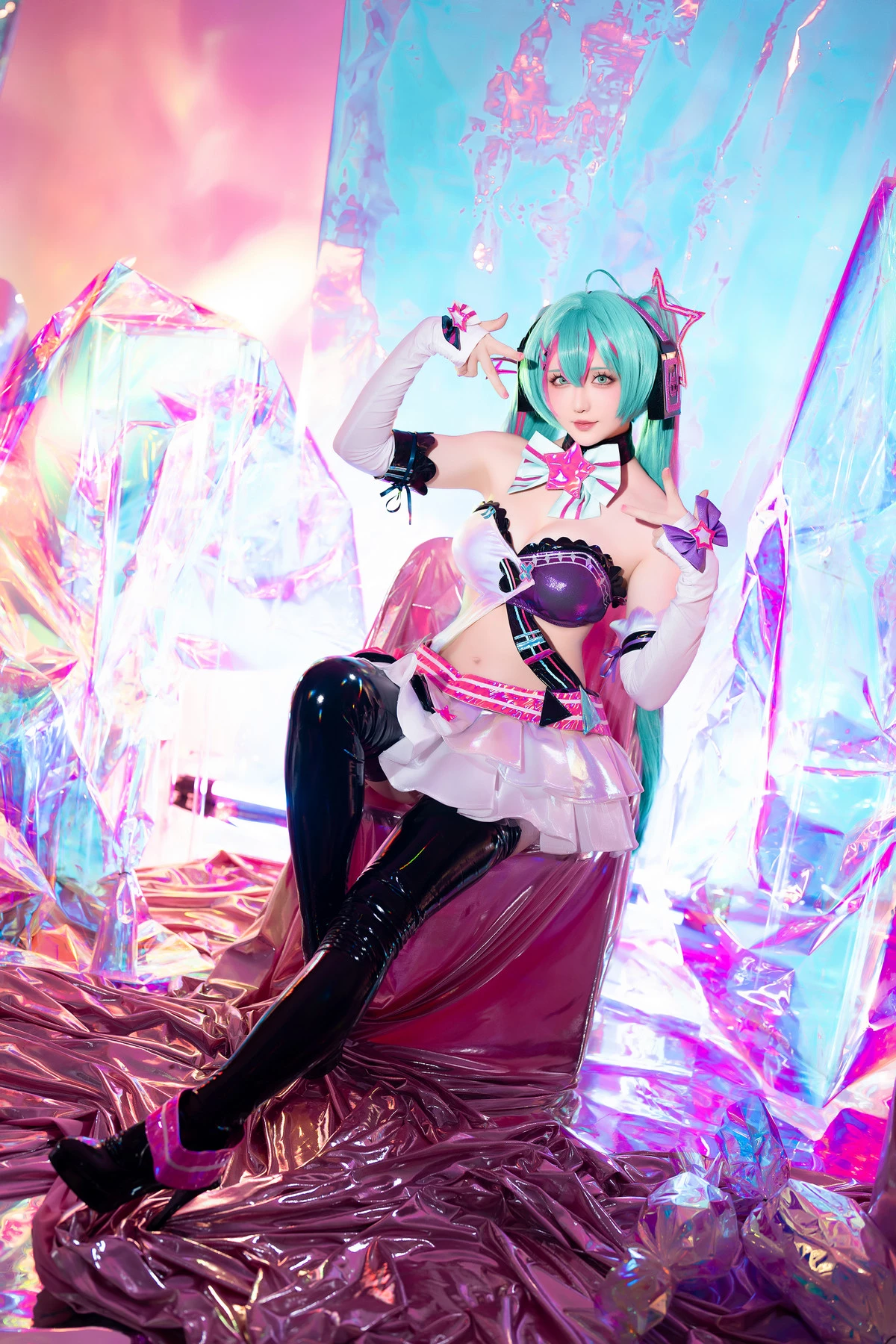 Xgyw.Org_Coser小姐姐星之迟迟Miku初音未来喵斯快跑主题性感内衣配黑皮长袜秀完美身材诱惑写真73P