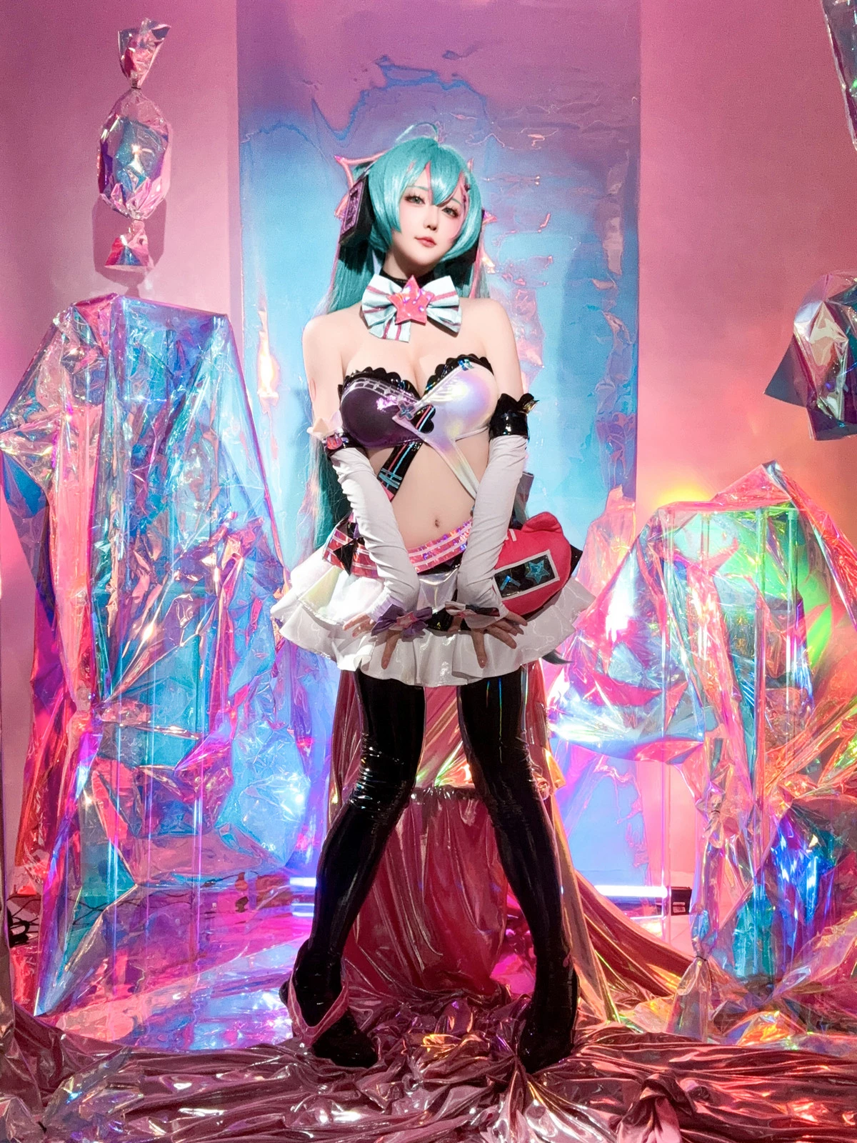 Xgyw.Org_Coser小姐姐星之迟迟Miku初音未来喵斯快跑主题性感内衣配黑皮长袜秀完美身材诱惑写真73P