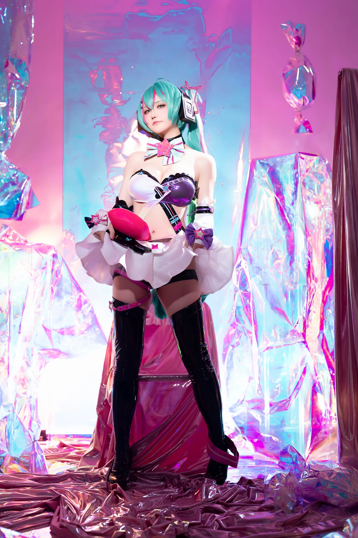 Xgyw.Org_Coser小姐姐星之迟迟Miku初音未来喵斯快跑主题性感内衣配黑皮长袜秀完美身材诱惑写真73P