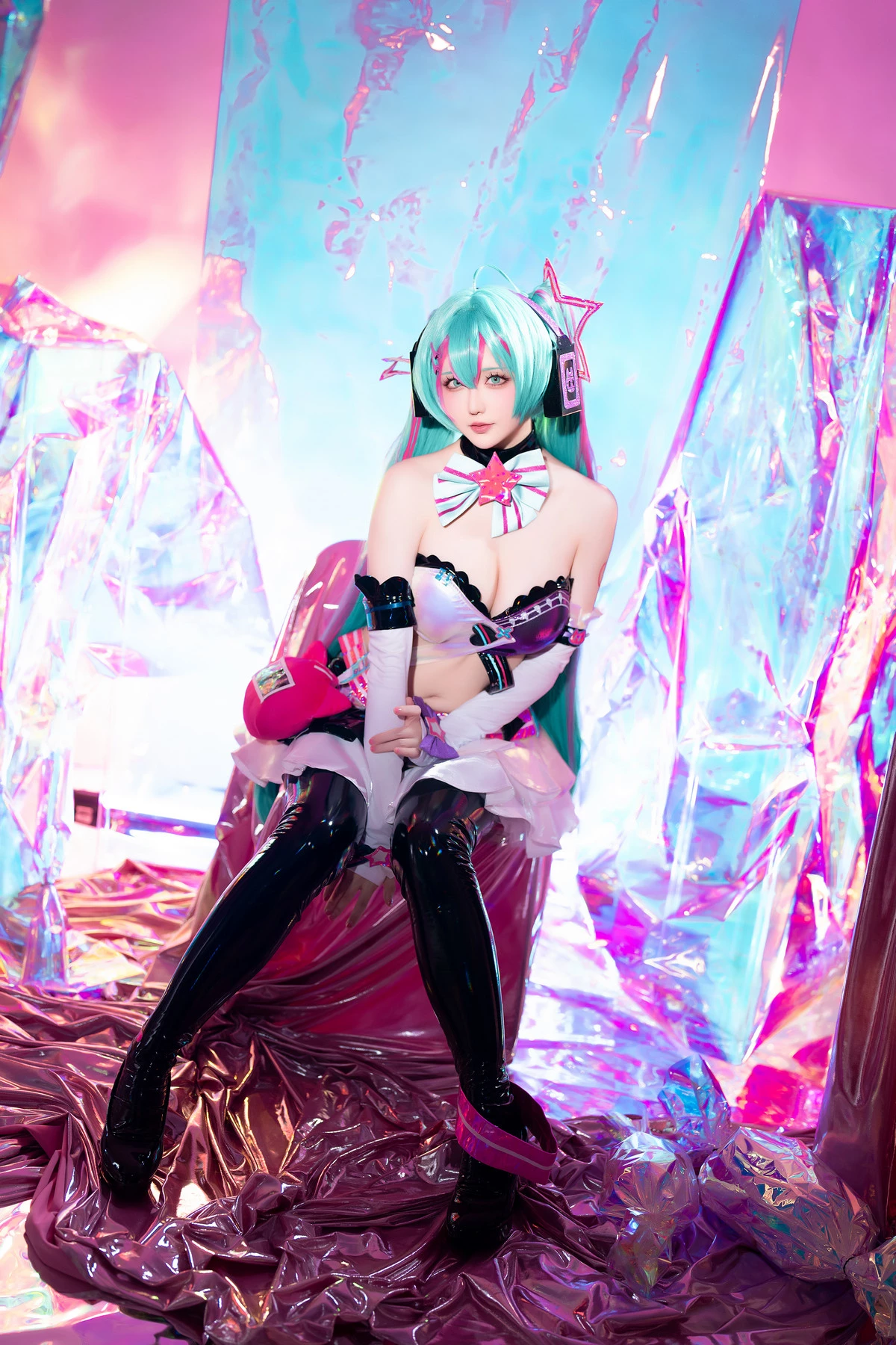 Xgyw.Org_Coser小姐姐星之迟迟Miku初音未来喵斯快跑主题性感内衣配黑皮长袜秀完美身材诱惑写真73P