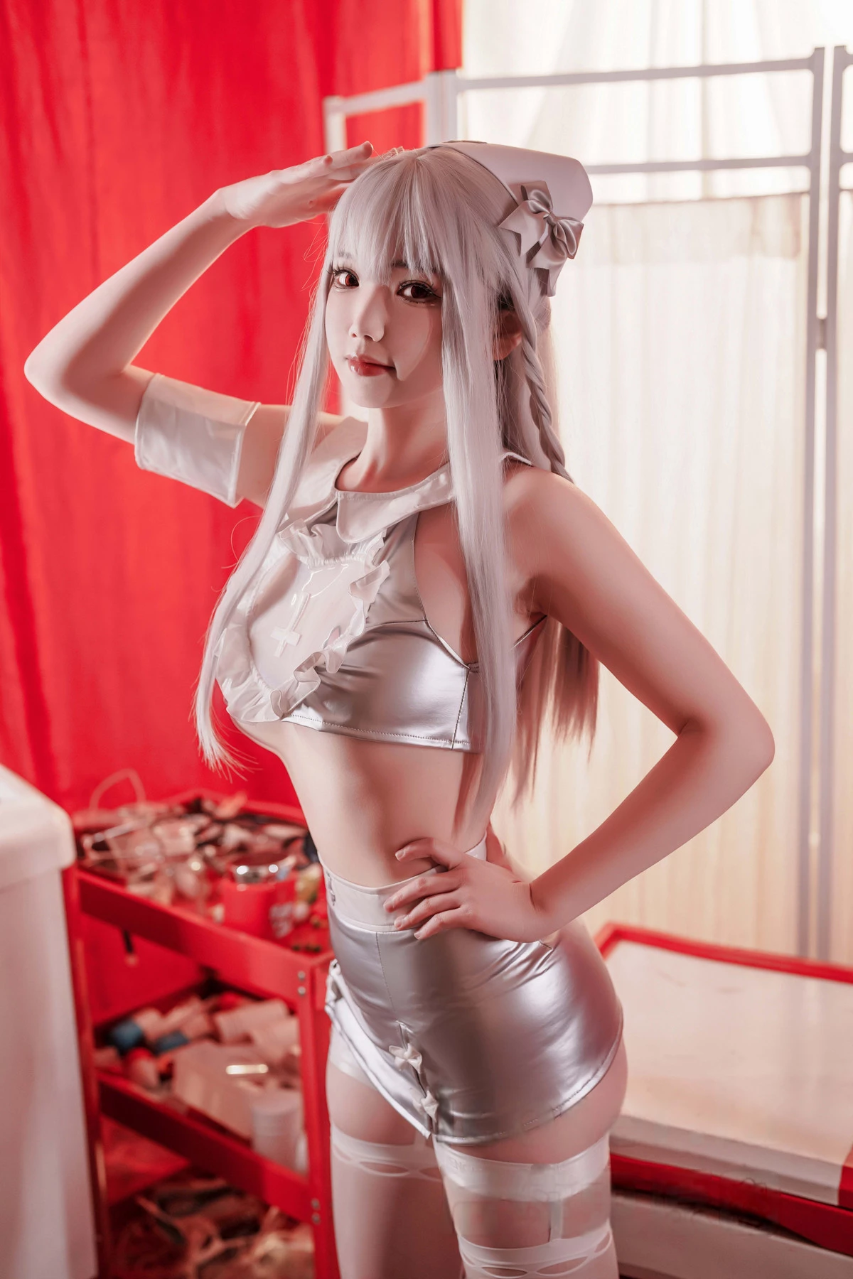 Xgyw.Org_Coser小姐姐雪琪SAMA银发魔女护士实习日记主题性感银色短裙配白丝吊袜秀美腿诱惑写真74P