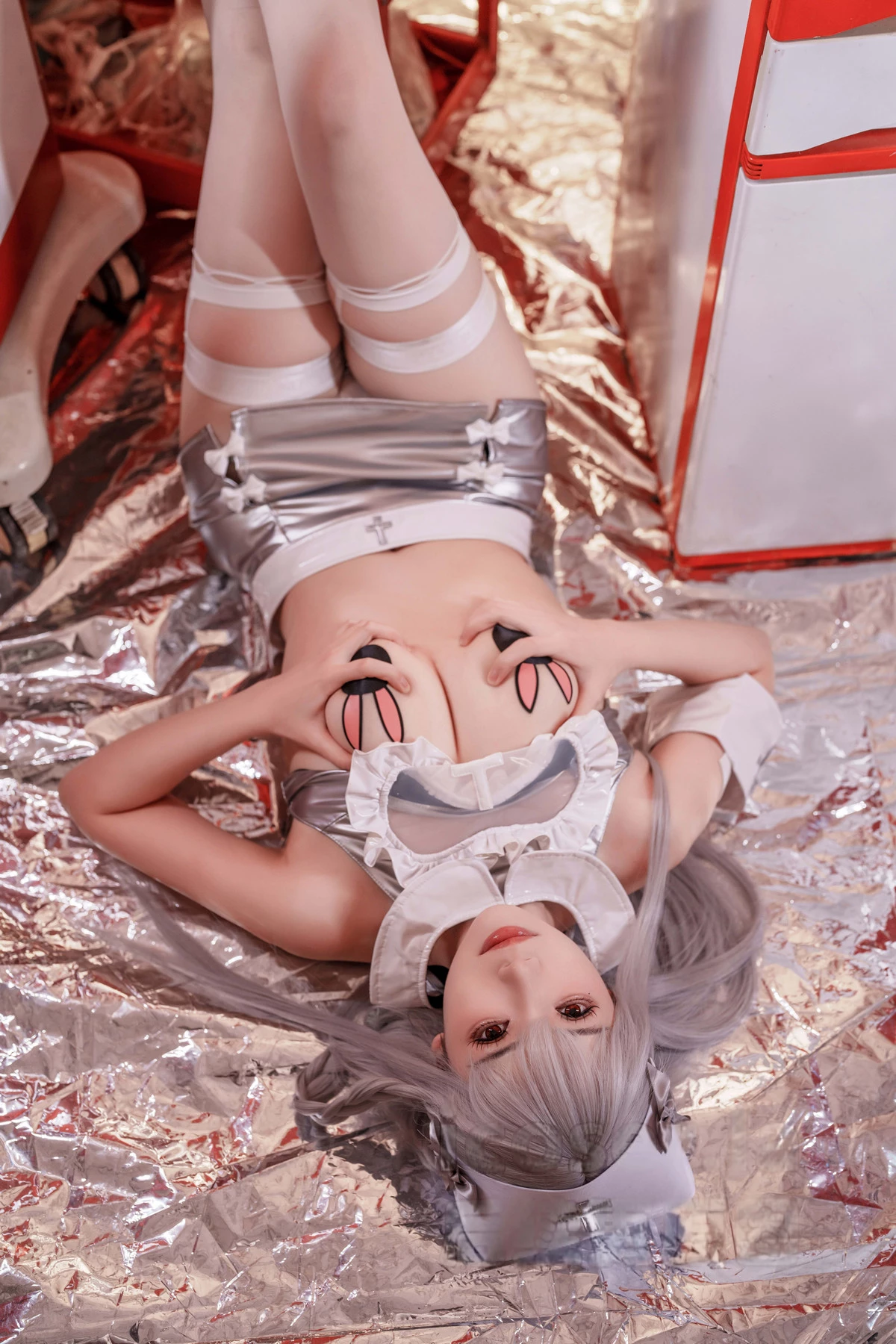 Xgyw.Org_Coser小姐姐雪琪SAMA银发魔女护士实习日记主题性感银色短裙配白丝吊袜秀美腿诱惑写真74P