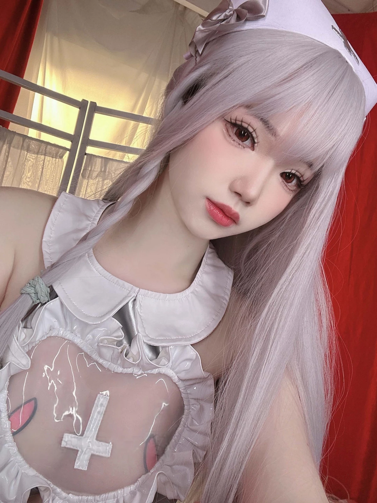 Xgyw.Org_Coser小姐姐雪琪SAMA银发魔女护士实习日记主题性感银色短裙配白丝吊袜秀美腿诱惑写真74P