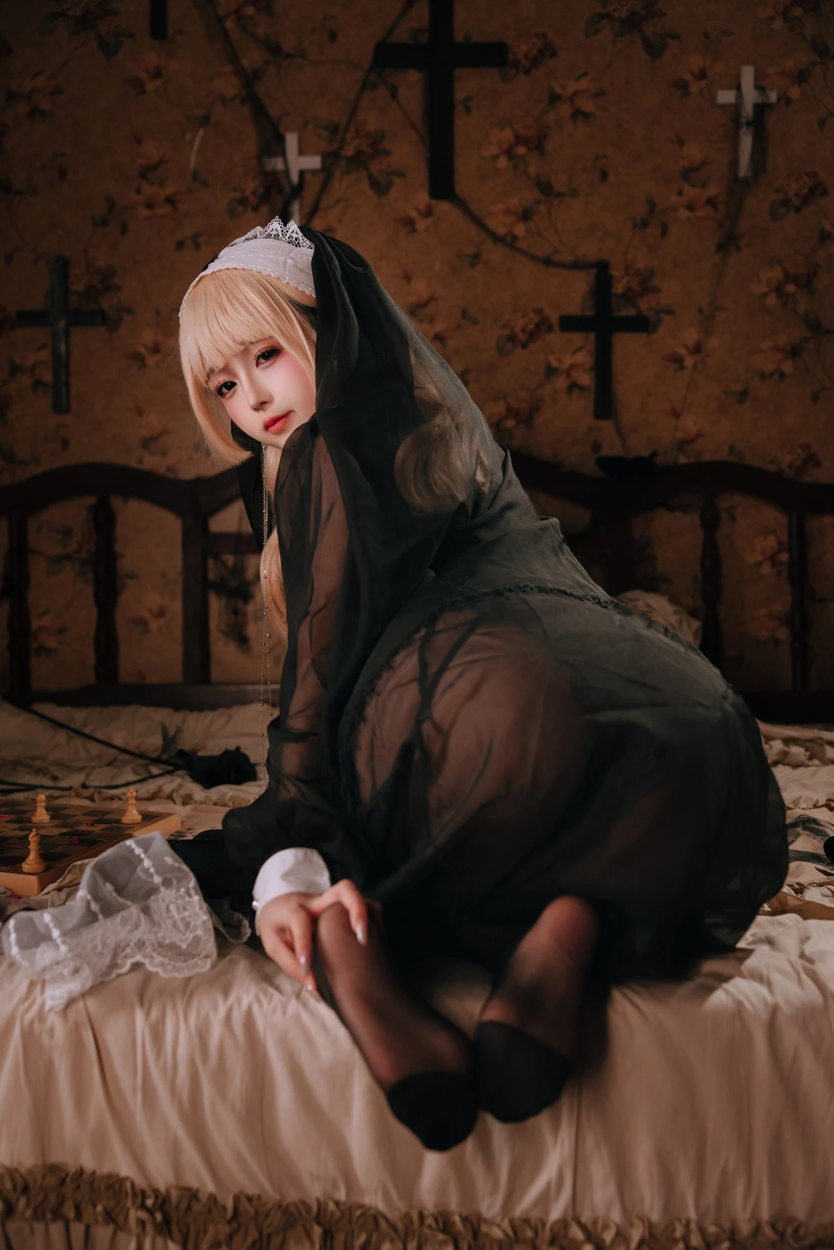 Xgyw.Org_Cosplay美女日奈娇禁忌修女主题私房性感蕾丝内衣+血滴子秀丰腴身材惹火诱惑写真160P