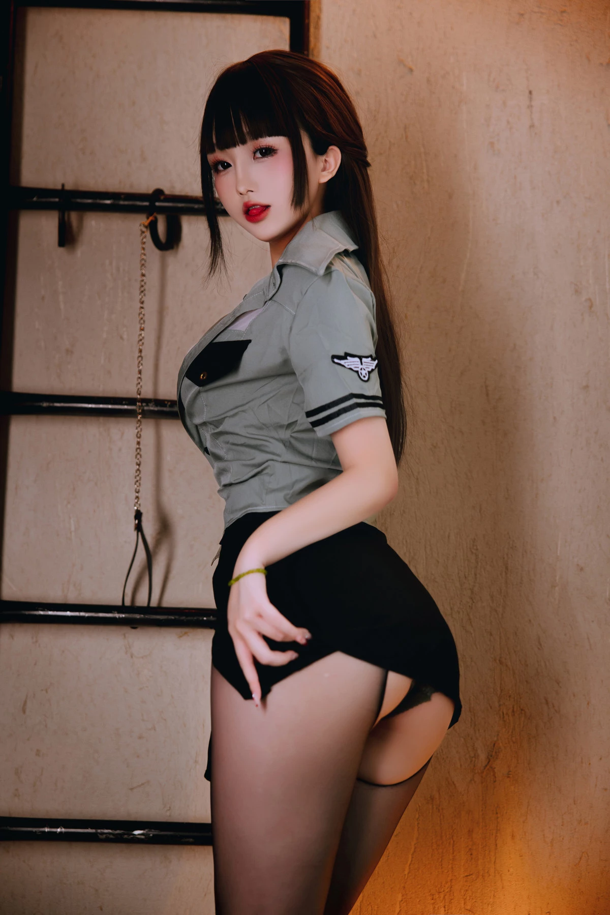 Xgyw.Org_Cosplay美女日奈娇Instructor主题性感制服露蕾丝内衣+黑色情趣内衣秀惹火身材诱惑写真140P