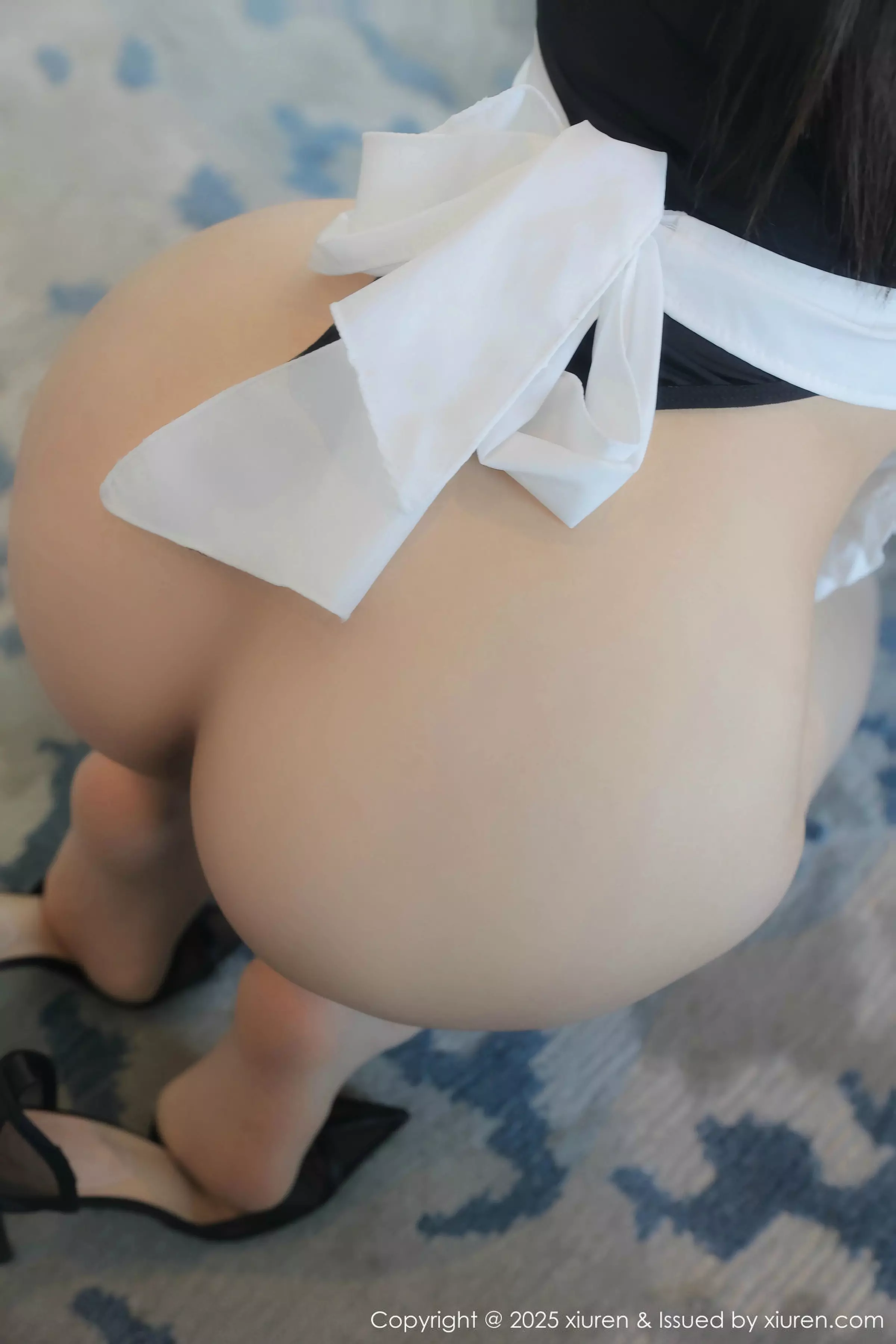 Xgyw.Org_XiuRen第10024期_模特Candy糖糖黑色女仆服饰配超薄无内肉丝秀丰腴身姿诱惑写真80P