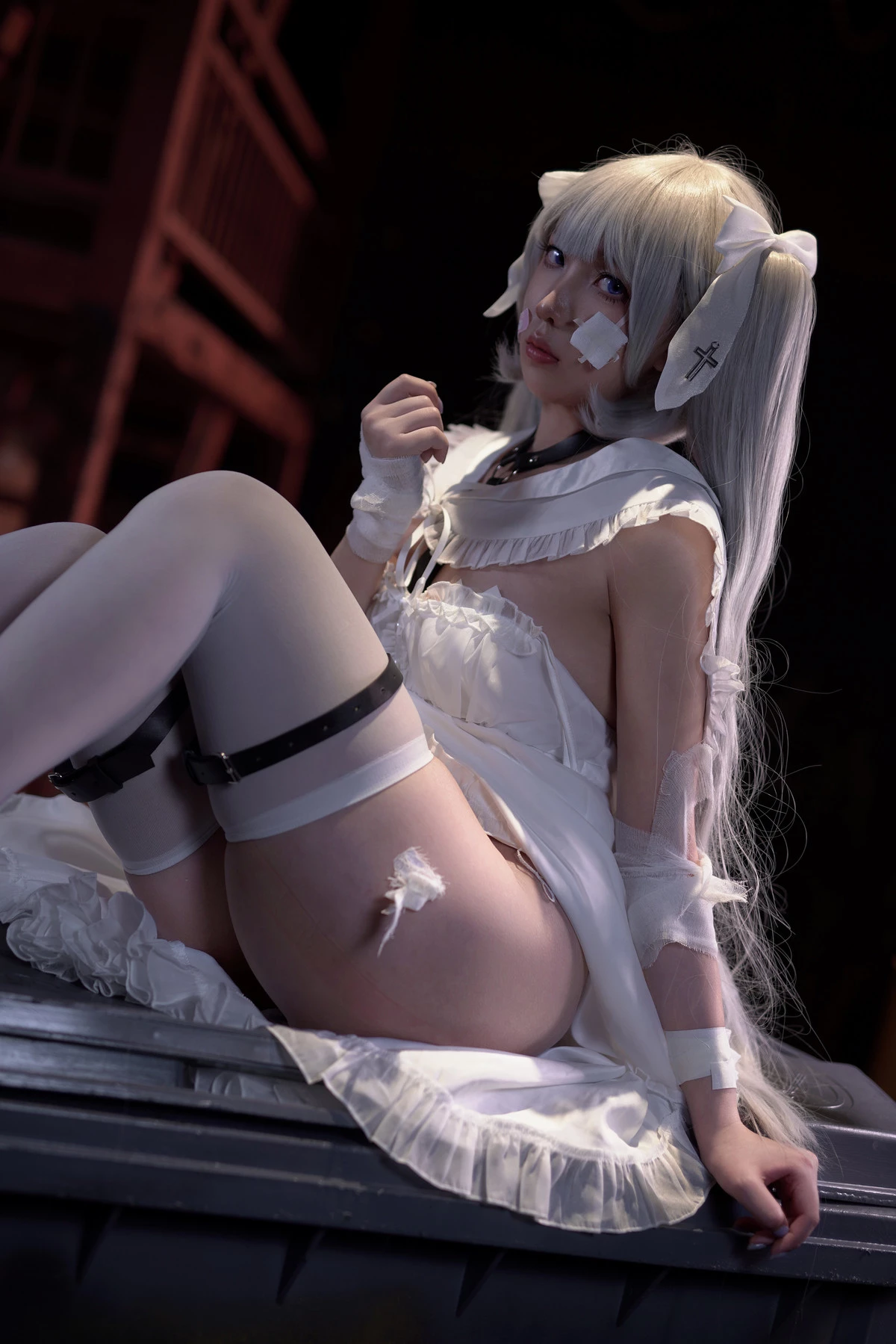 Xgyw.Org_Coser美女小和甜酒rurudo初音酱主题性感黑色情趣服饰配白丝袜秀油亮肌肤诱惑写真141P