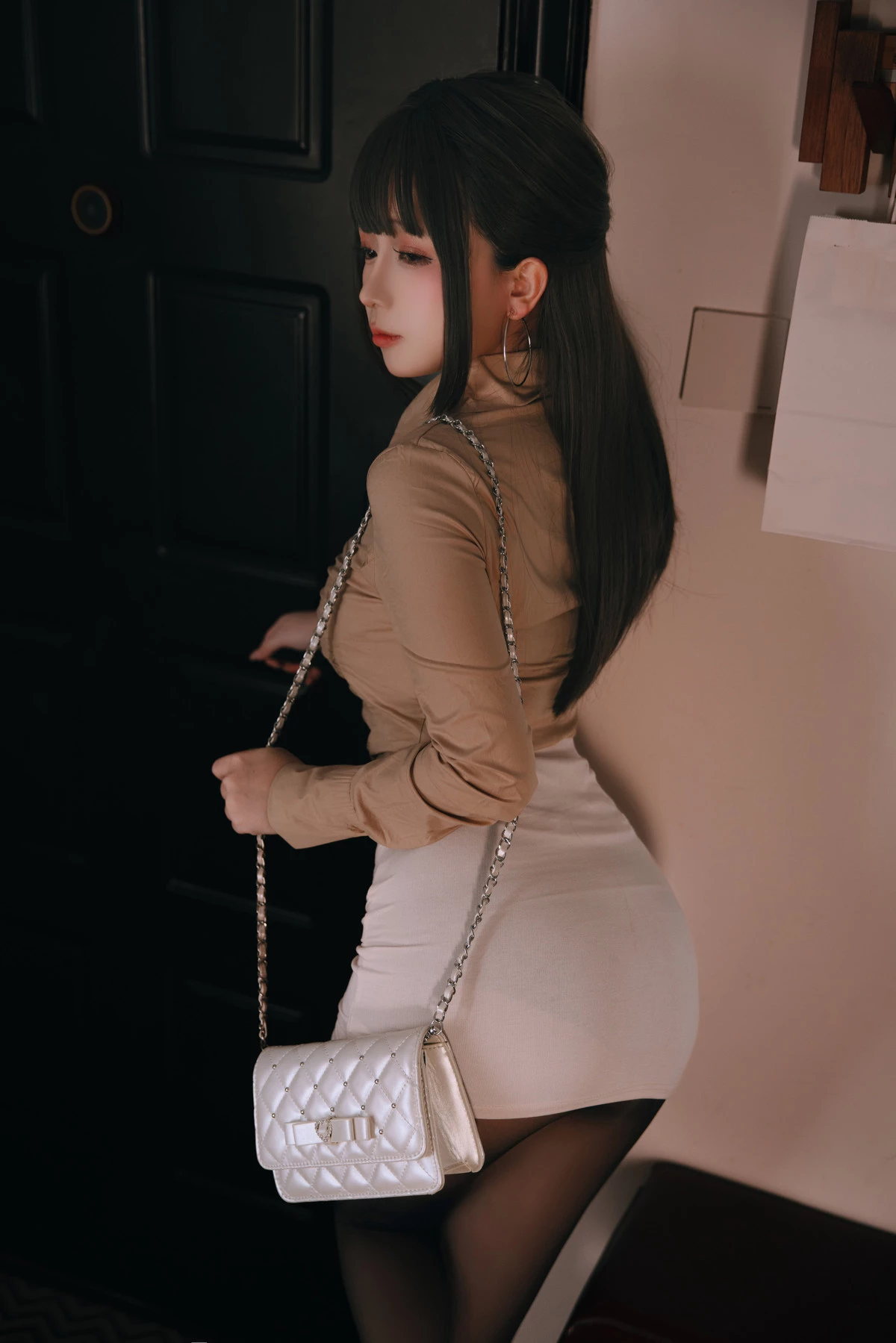 Xgyw.Org_Cosplay美女日奈娇醉酒的同事主题私房浴室性感黑色蕾丝内衣秀完美身材惹火诱惑写真190P