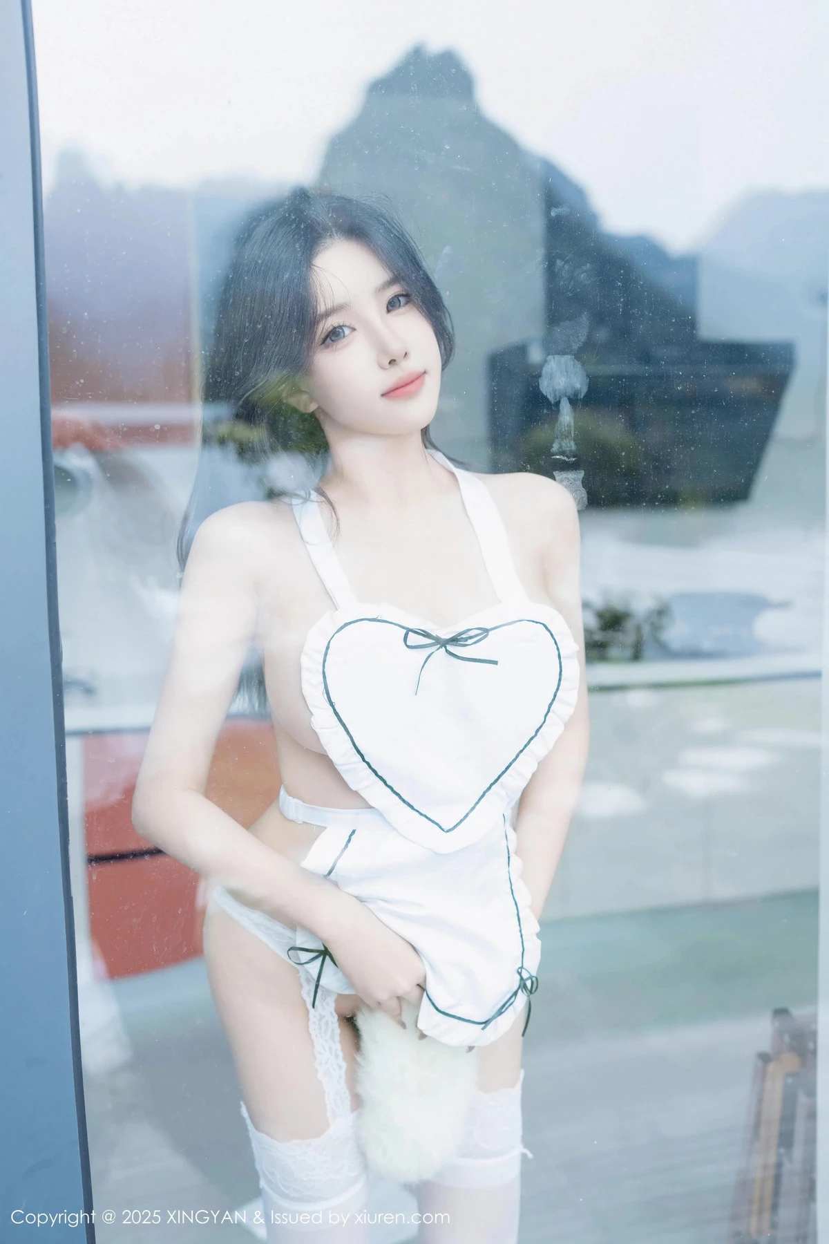 Xgyw.Org_[XINGYAN星颜社]VOL.310_模特袁圆性感白色情趣服饰配白丝吊袜秀惹火身材诱惑写真80P