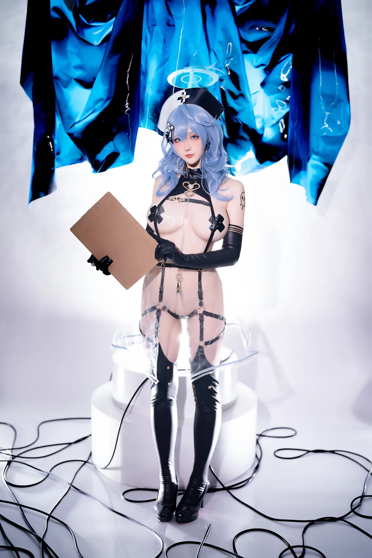 Xgyw.Org_Coser小姐姐星之迟迟天雨亚子主题性感黑色情趣护士服配黑皮吊袜秀惹火身材诱惑写真60P