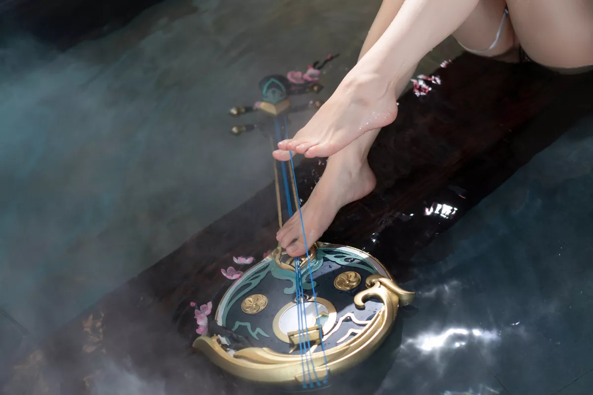 Xgyw.Org_动漫博主水淼aqua星穹铁道阮梅主题室内温泉日系风性感情趣内衣秀惹火身材诱惑写真72P