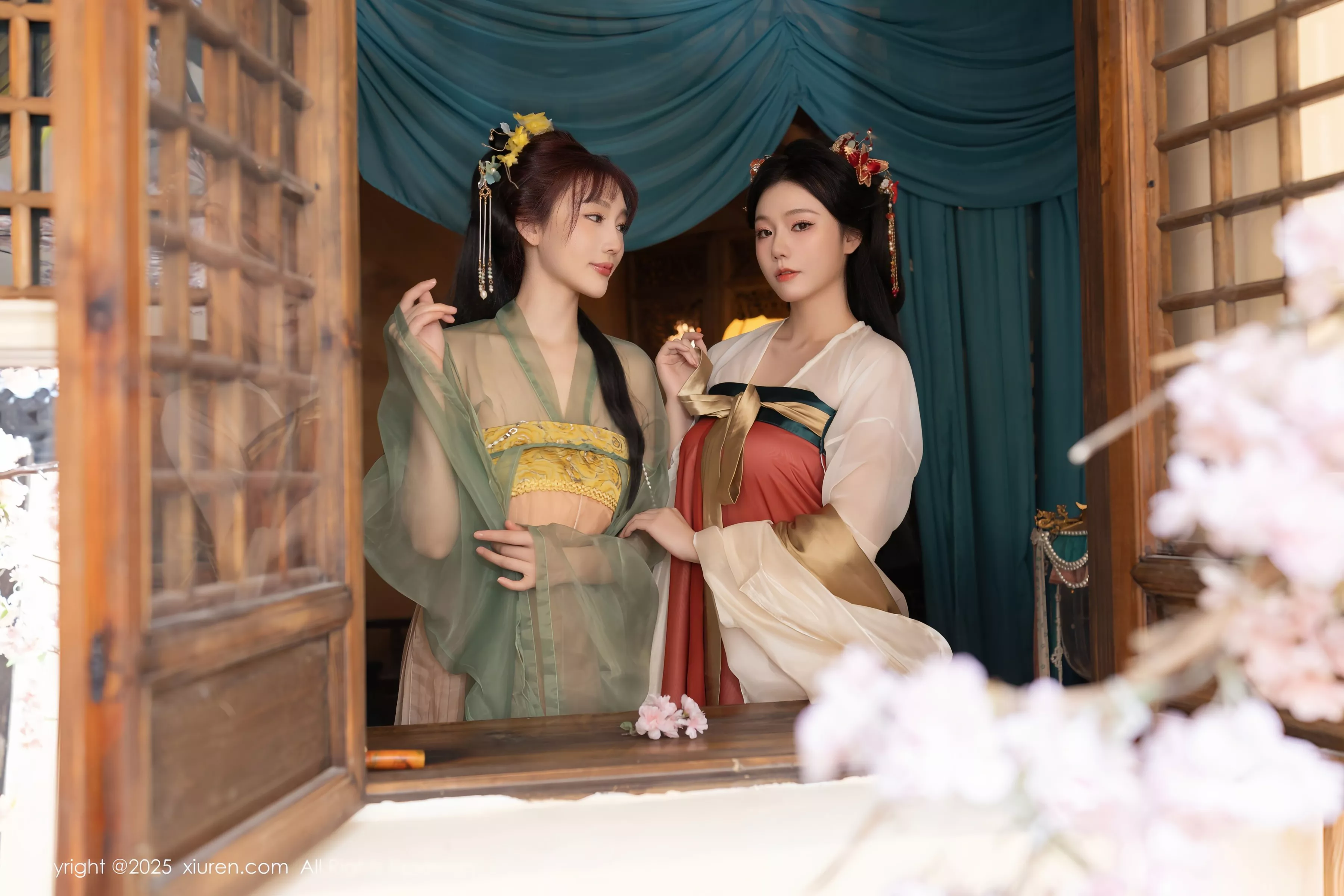 Xgyw.Org_XiuRen第10223期_模特合集女神陆萱萱＆安然anran激情互动薄纱古装撩人诱惑写真80P