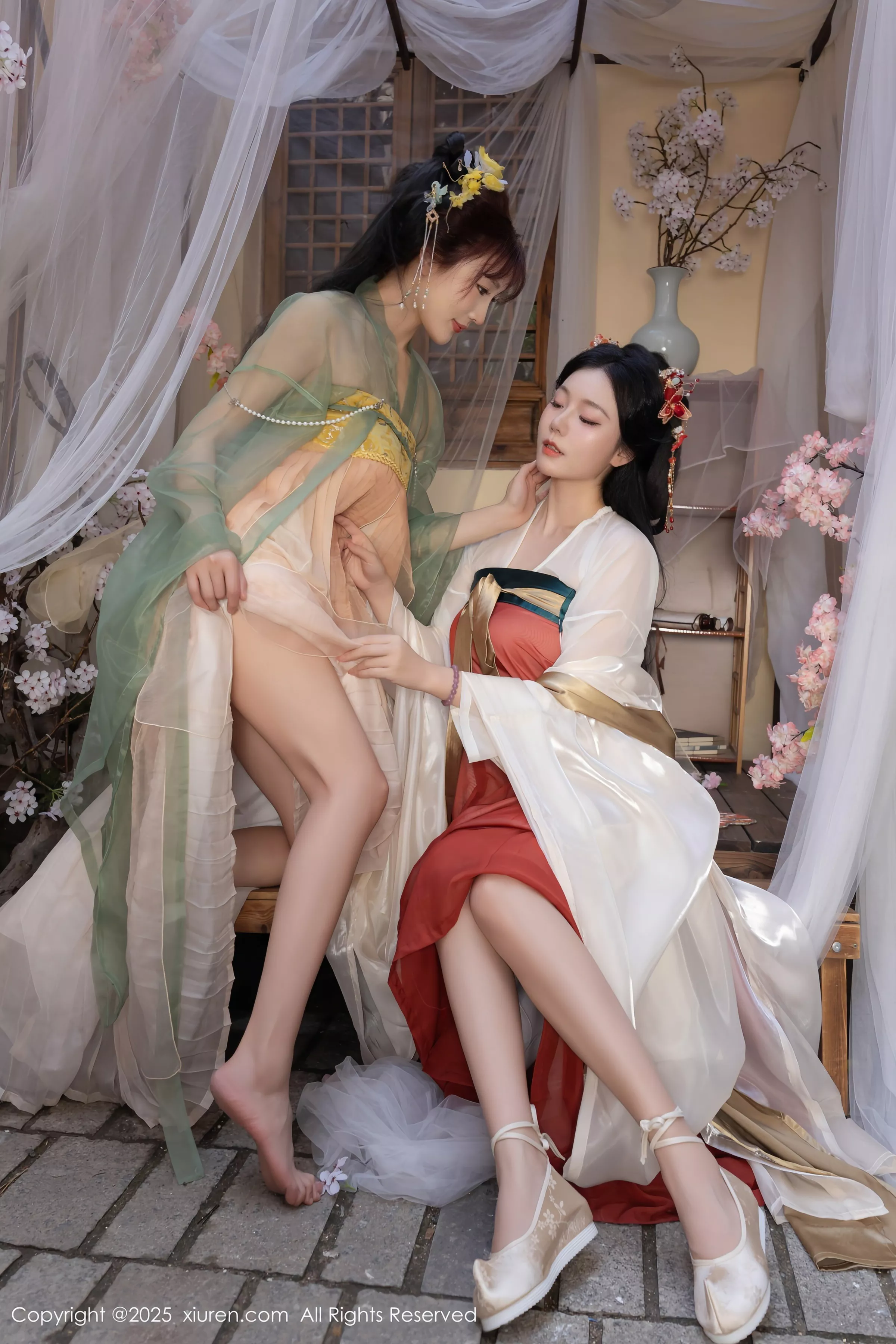 Xgyw.Org_XiuRen第10223期_模特合集女神陆萱萱＆安然anran激情互动薄纱古装撩人诱惑写真80P