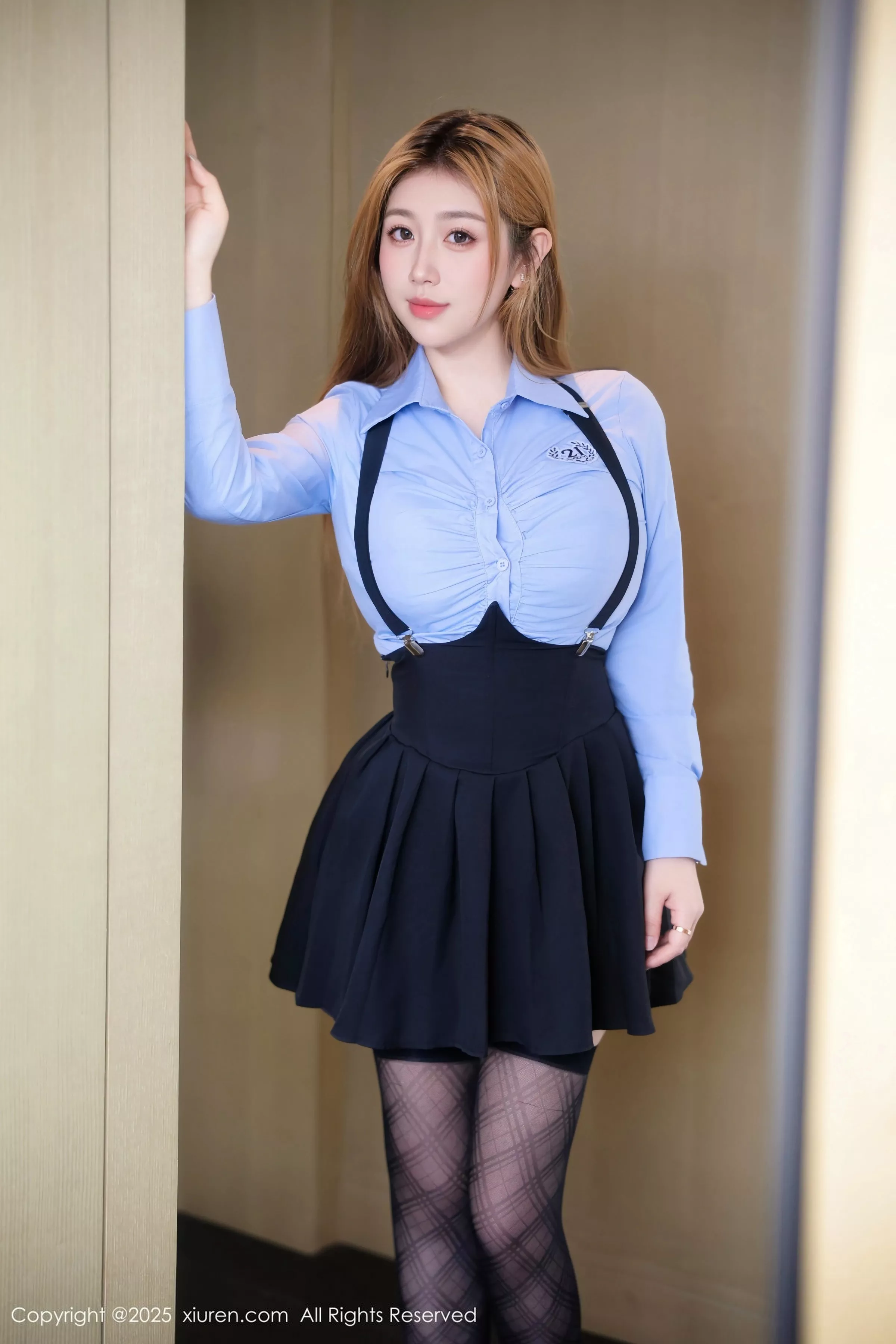 Xgyw.Org_XiuRen第10224期_新人模特麦当劳性感学生装露黑色情趣内衣配黑丝吊袜诱惑写真86P