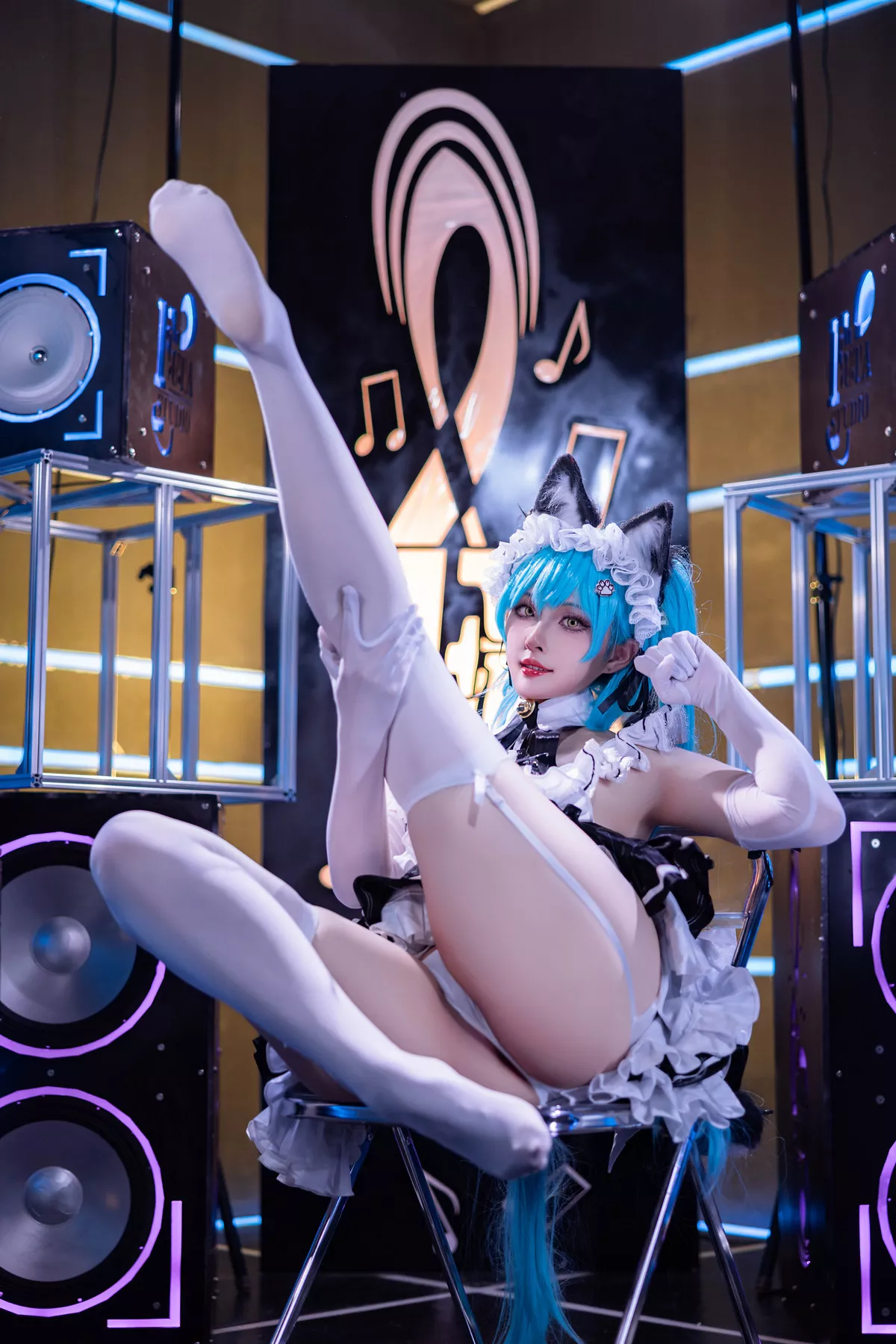 Xgyw.Org_网络美女Natsuko夏夏子Nikke胜利女神主题性感黑白女仆装配白丝吊袜秀完美身材诱惑写真64P