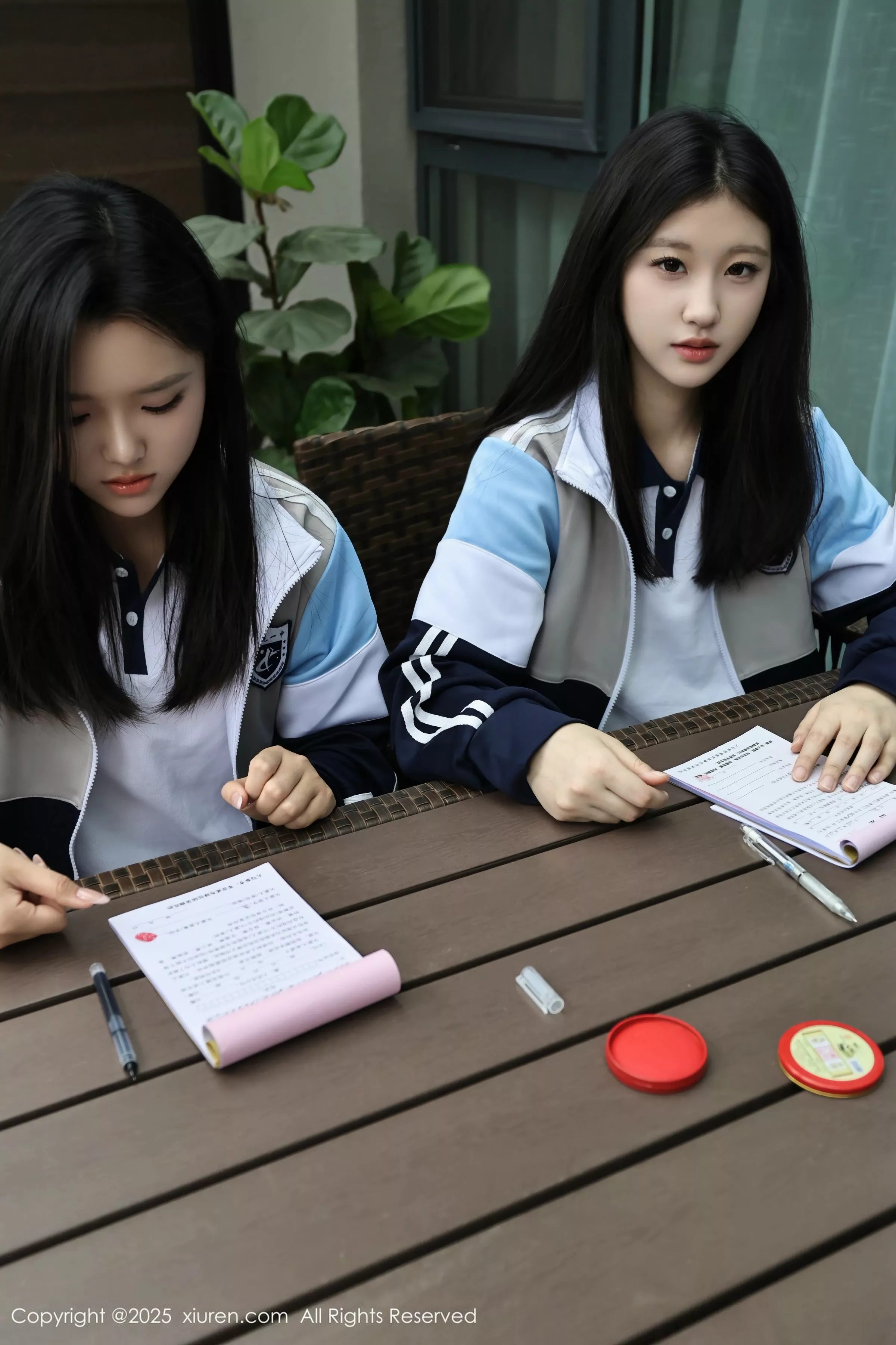 Xgyw.Org_XiuRen第10288期_模特合集美女小芭乐性感蓝色校服露白色内衣秀曼妙身姿诱惑写真73P