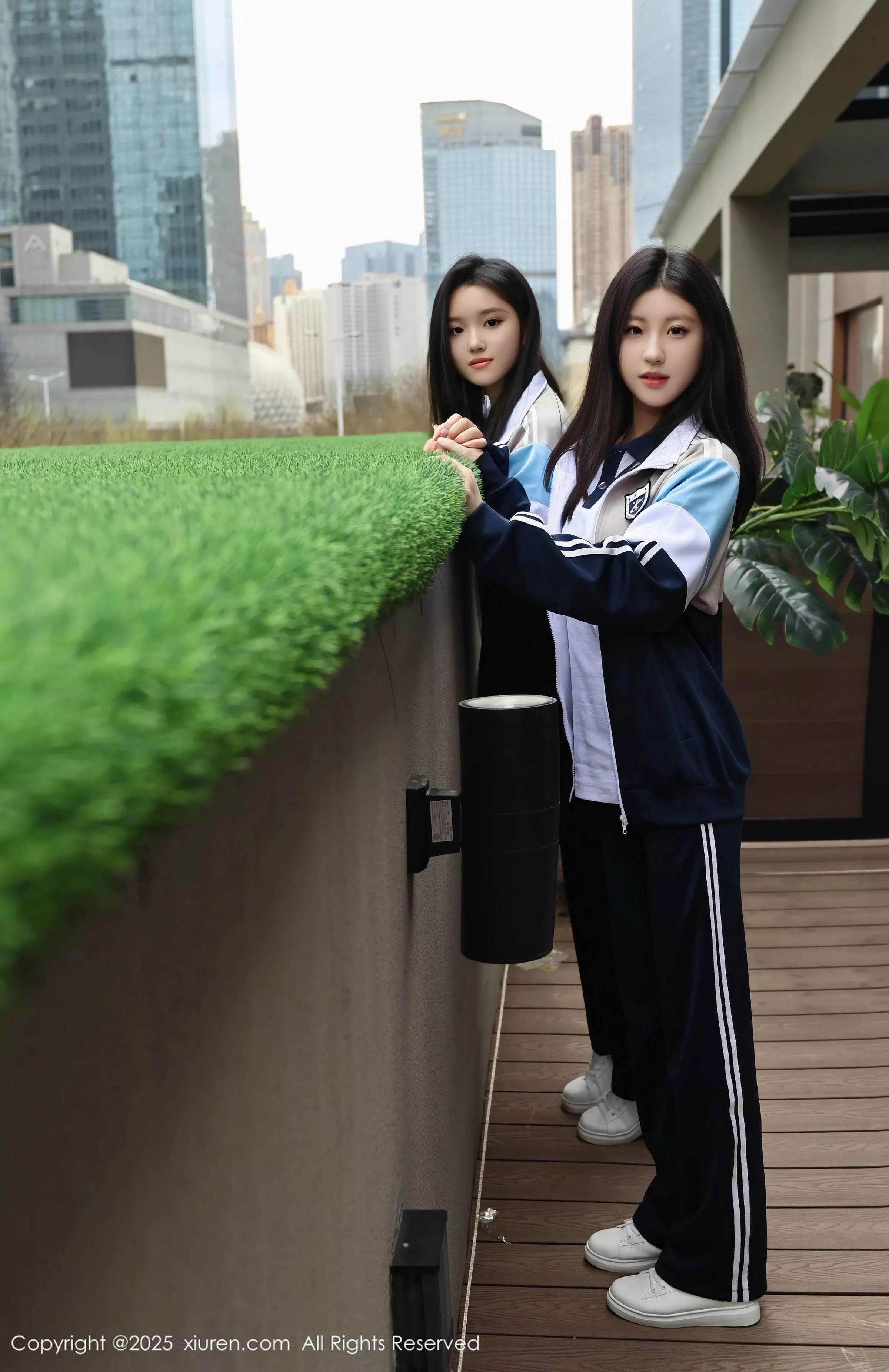 Xgyw.Org_XiuRen第10288期_模特合集美女小芭乐性感蓝色校服露白色内衣秀曼妙身姿诱惑写真73P